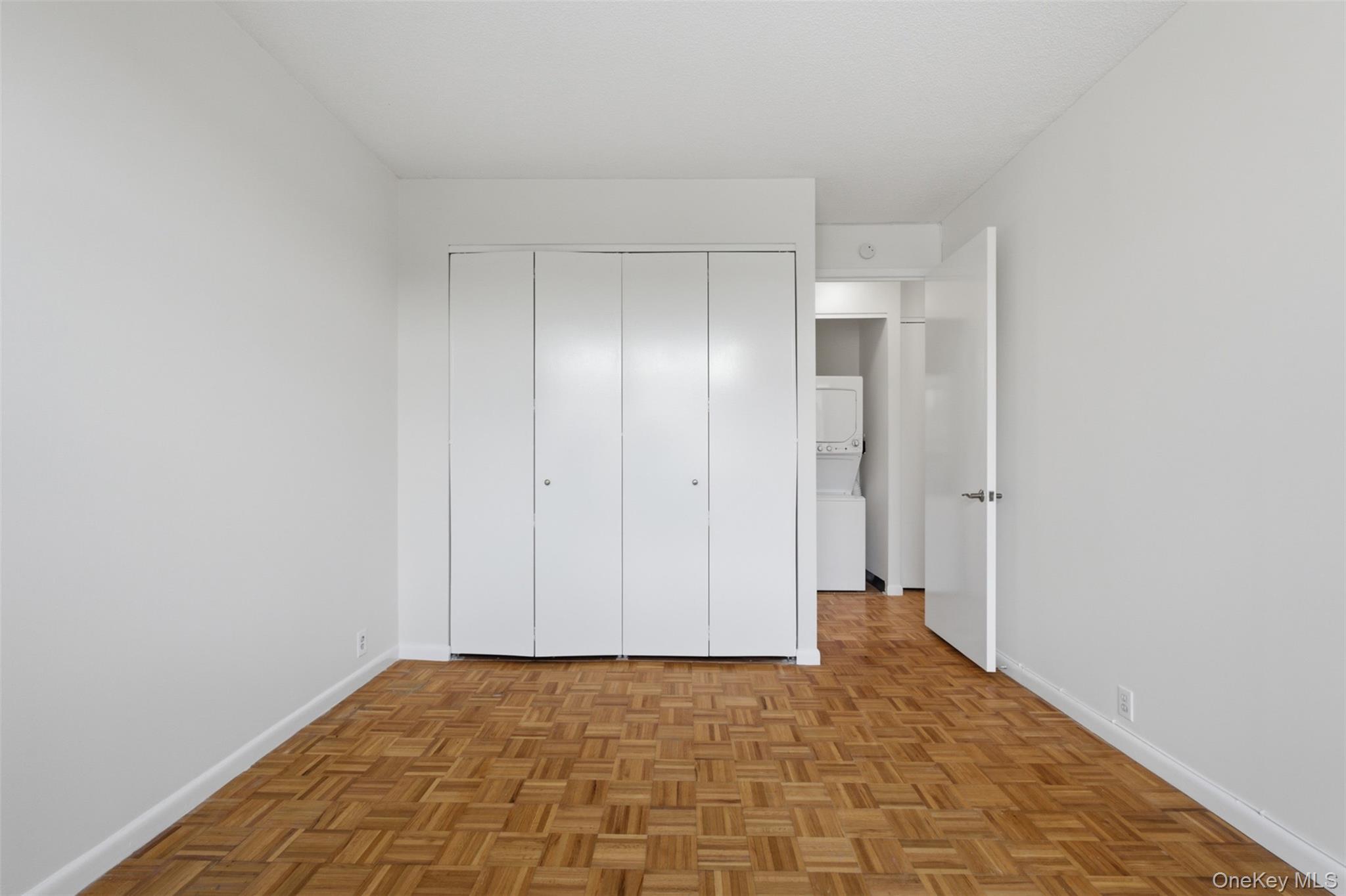 35 N Chatsworth Avenue, Unit 6E photo 15