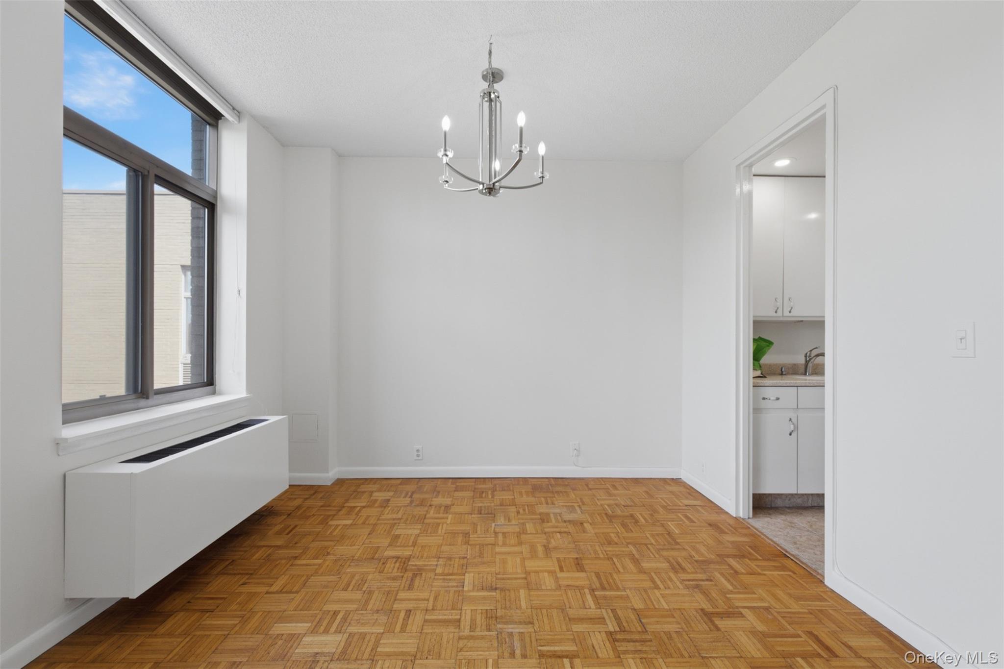35 N Chatsworth Avenue, Unit 6E photo 11