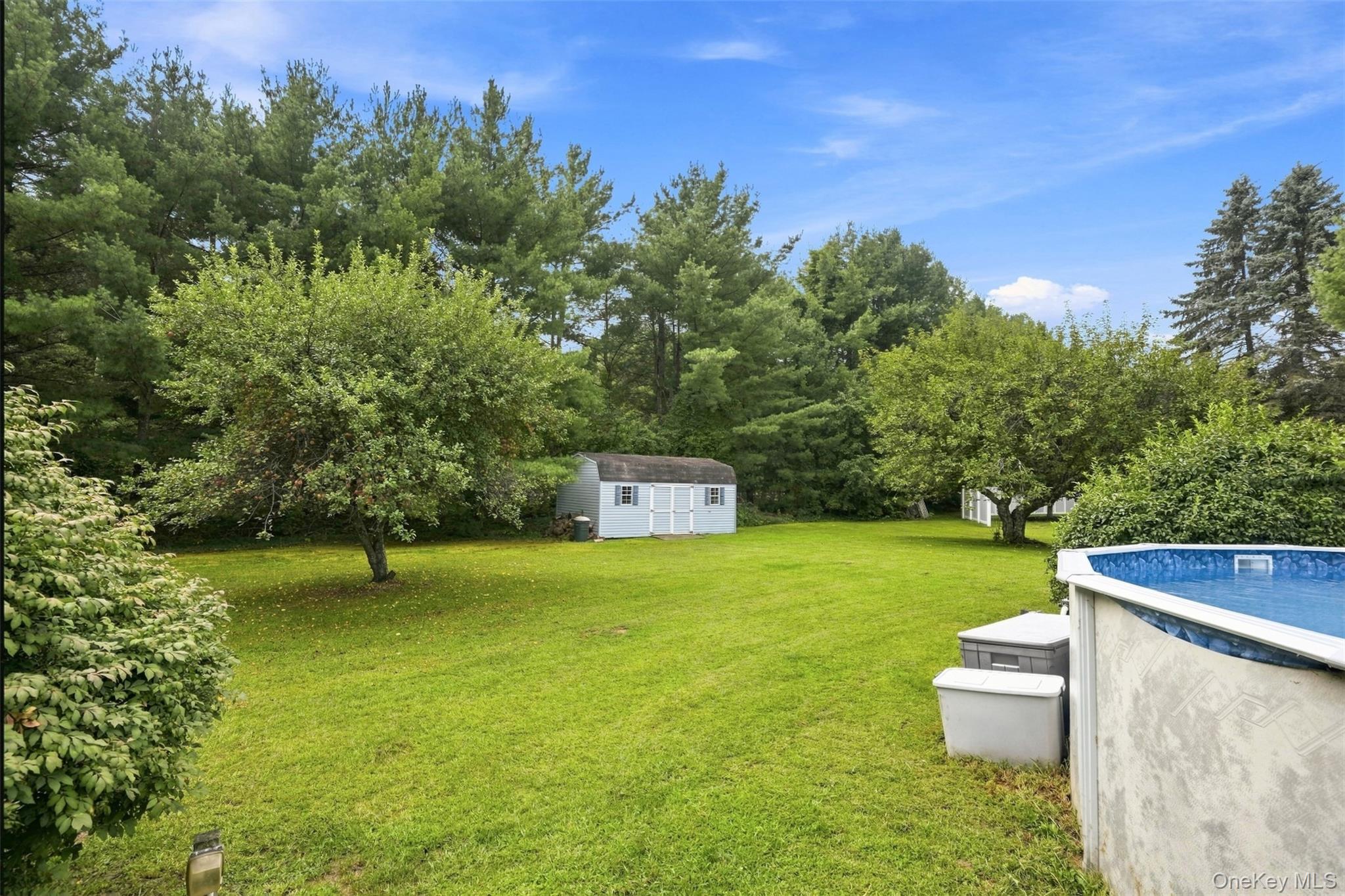 18 English Way – For Sale photo 43