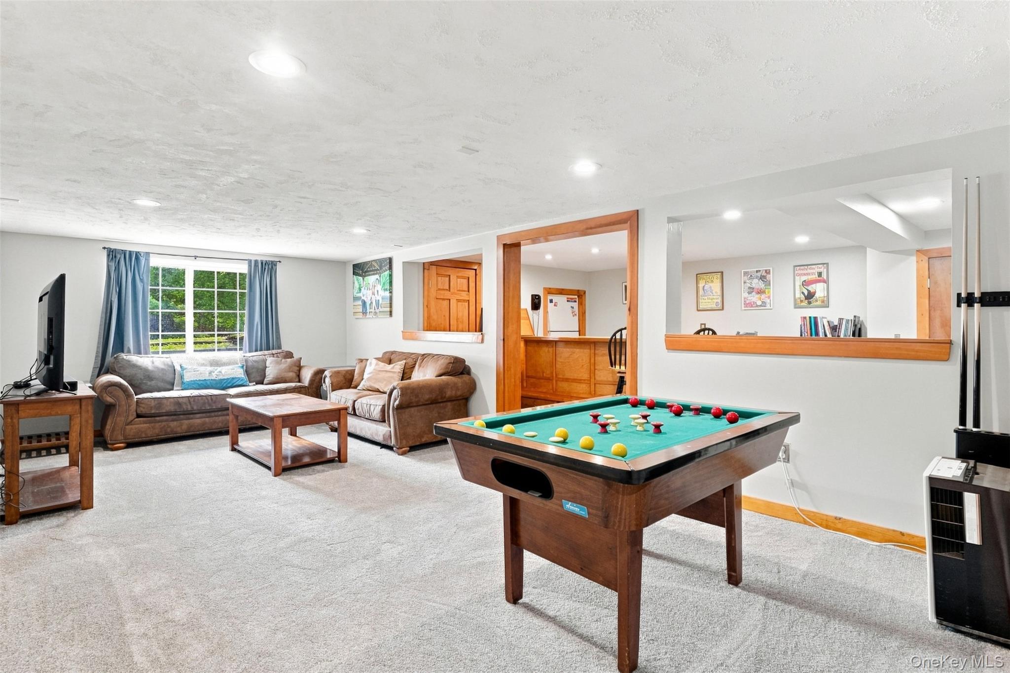 18 English Way – For Sale photo 35