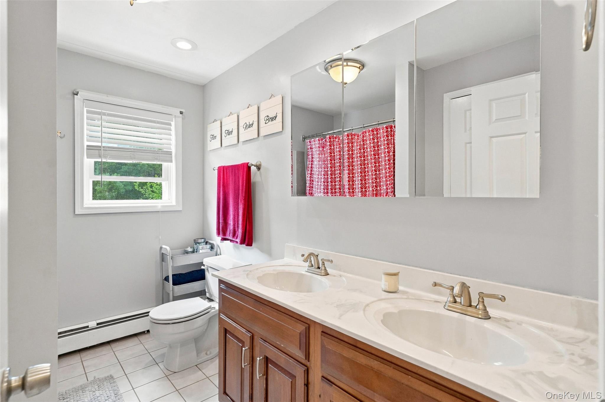 18 English Way – For Sale photo 33