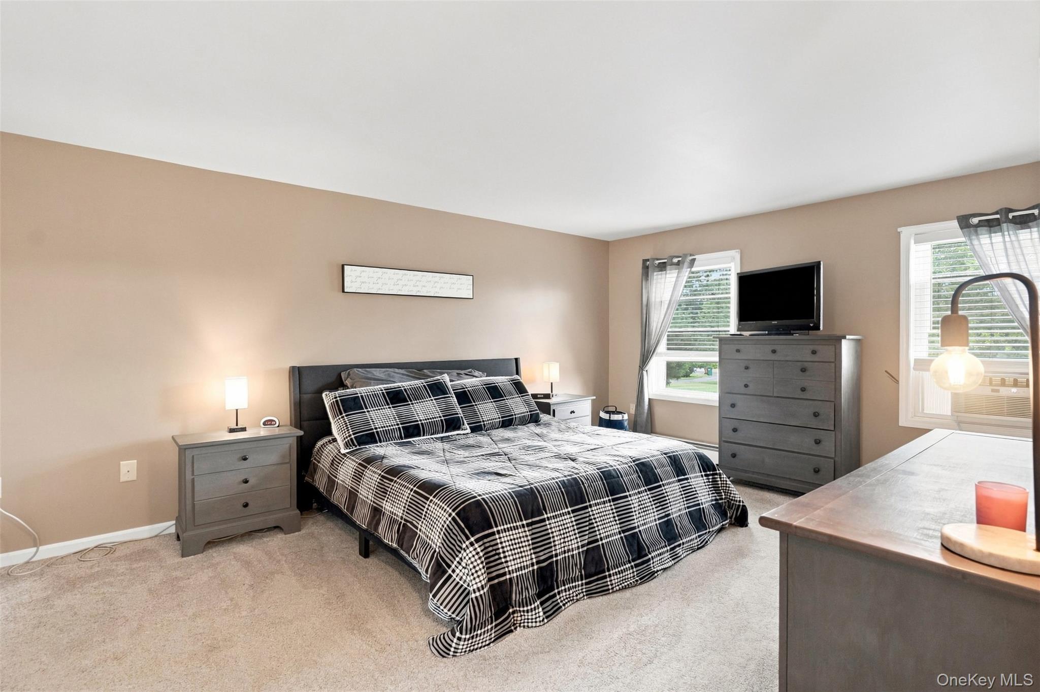 18 English Way – For Sale photo 27