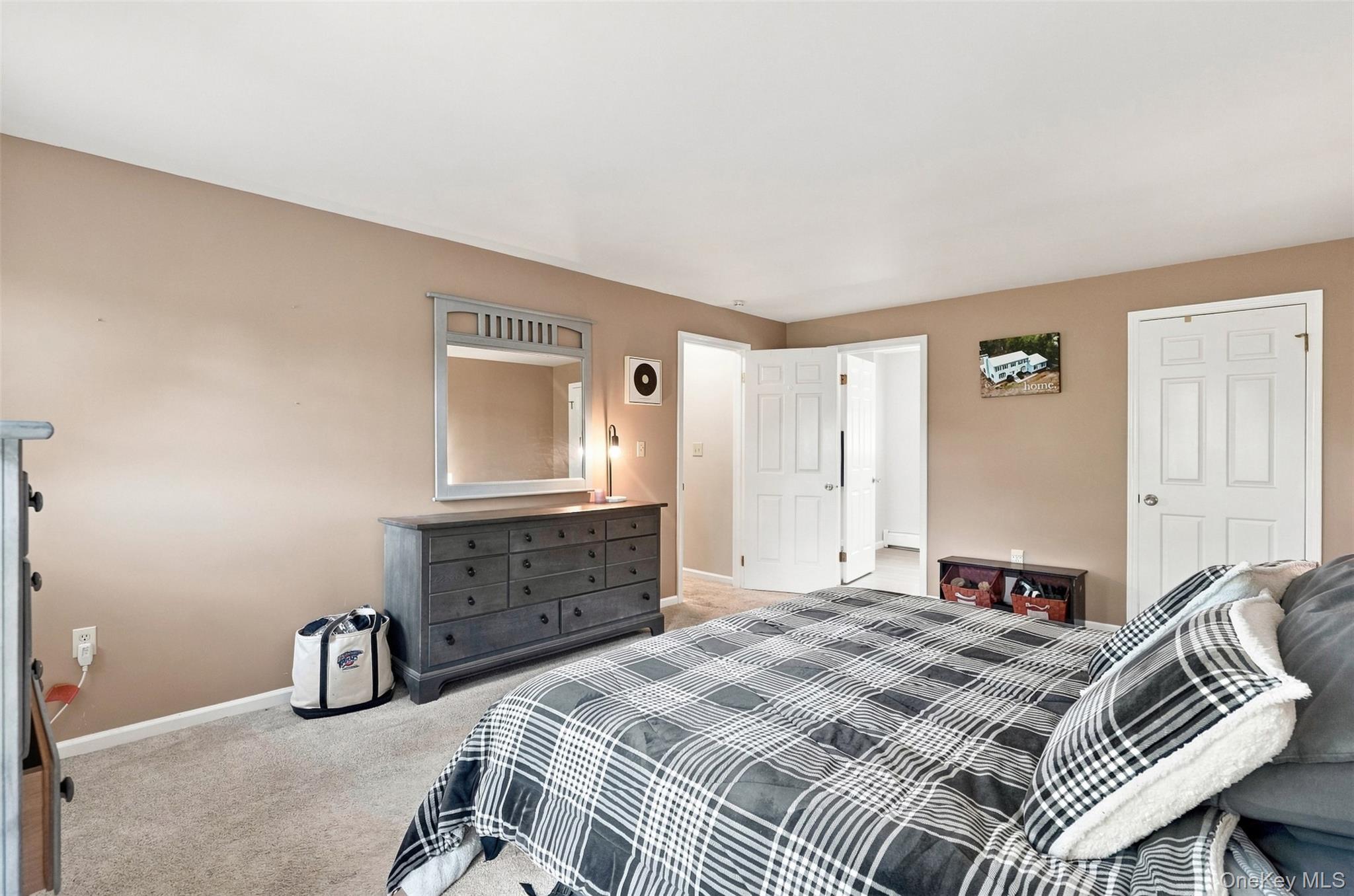 18 English Way – For Sale photo 28