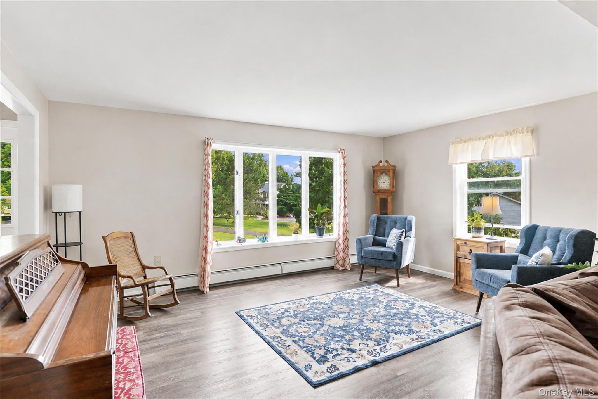 18 English Way – For Sale photo 12