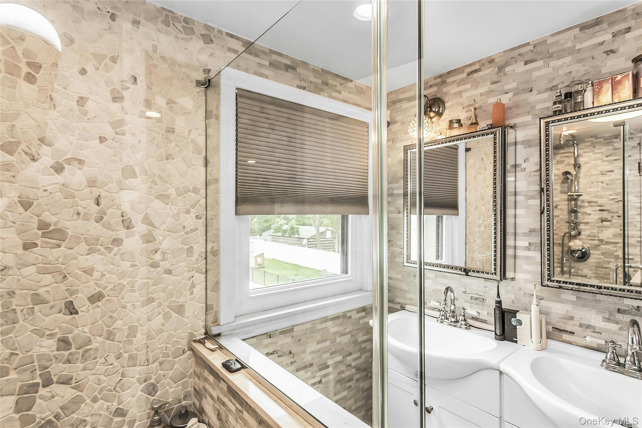 75 S Penataquit Avenue – For Sale photo 25