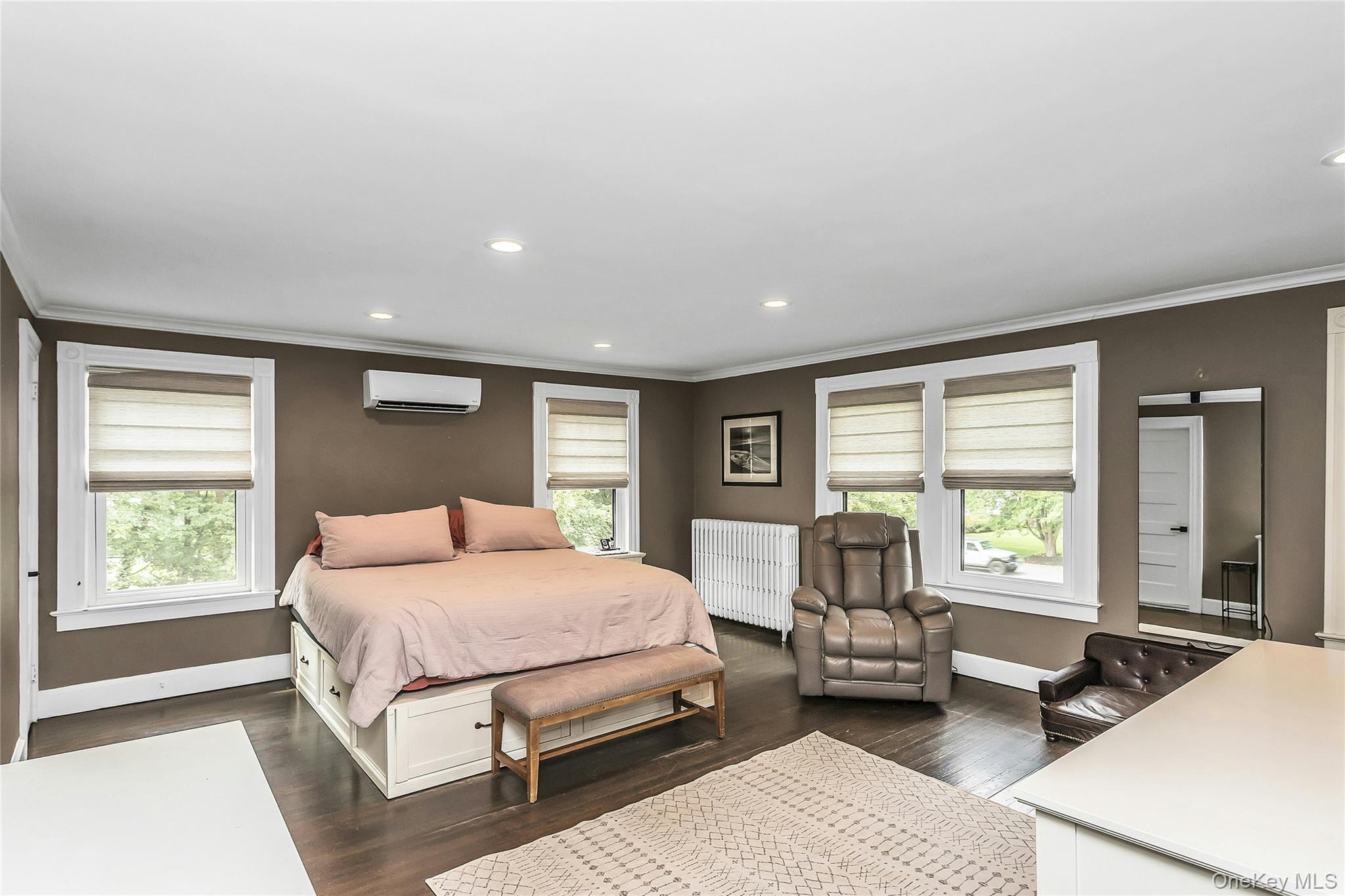 75 S Penataquit Avenue – For Sale photo 22