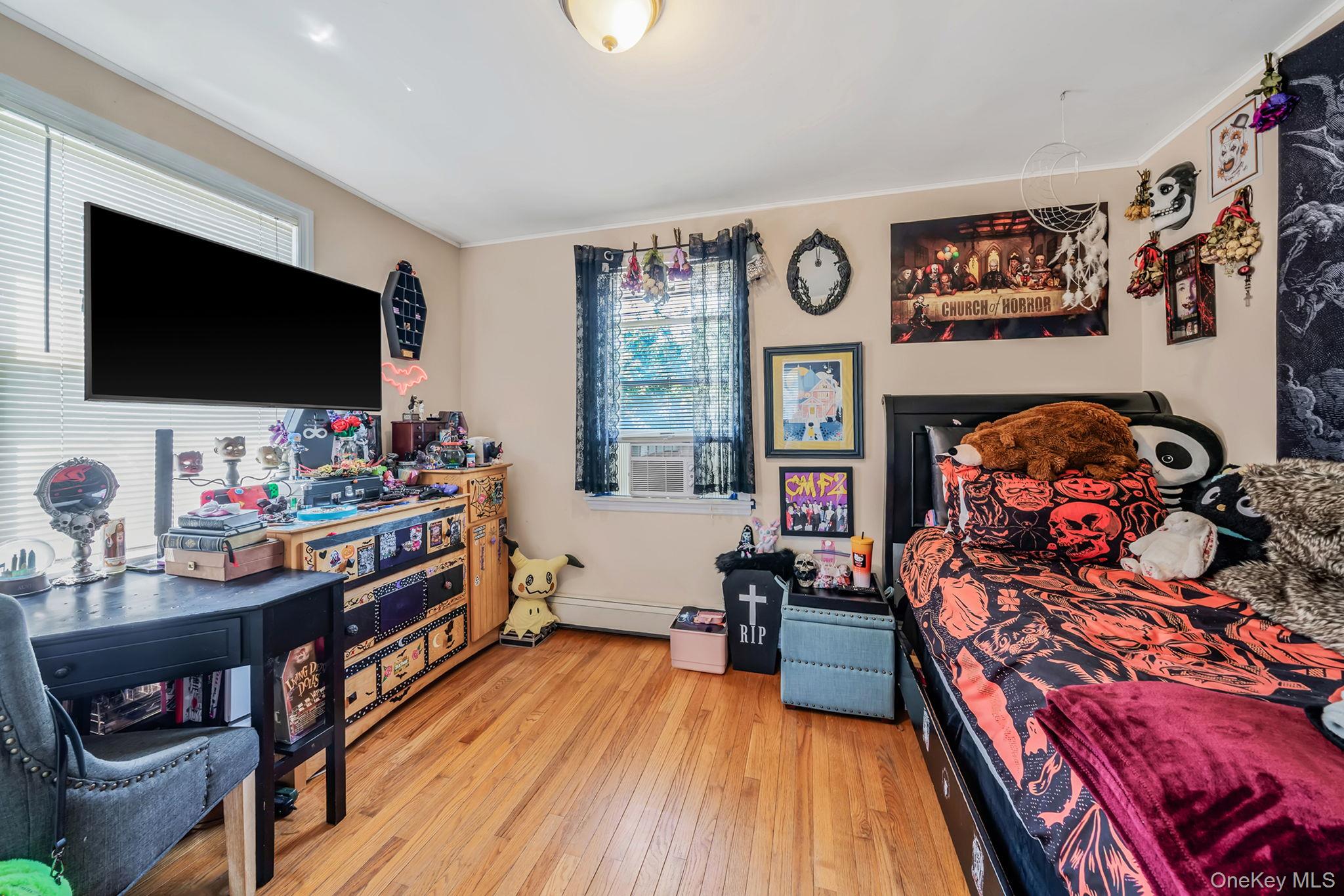 426 Midwood Avenue – For Sale photo 18