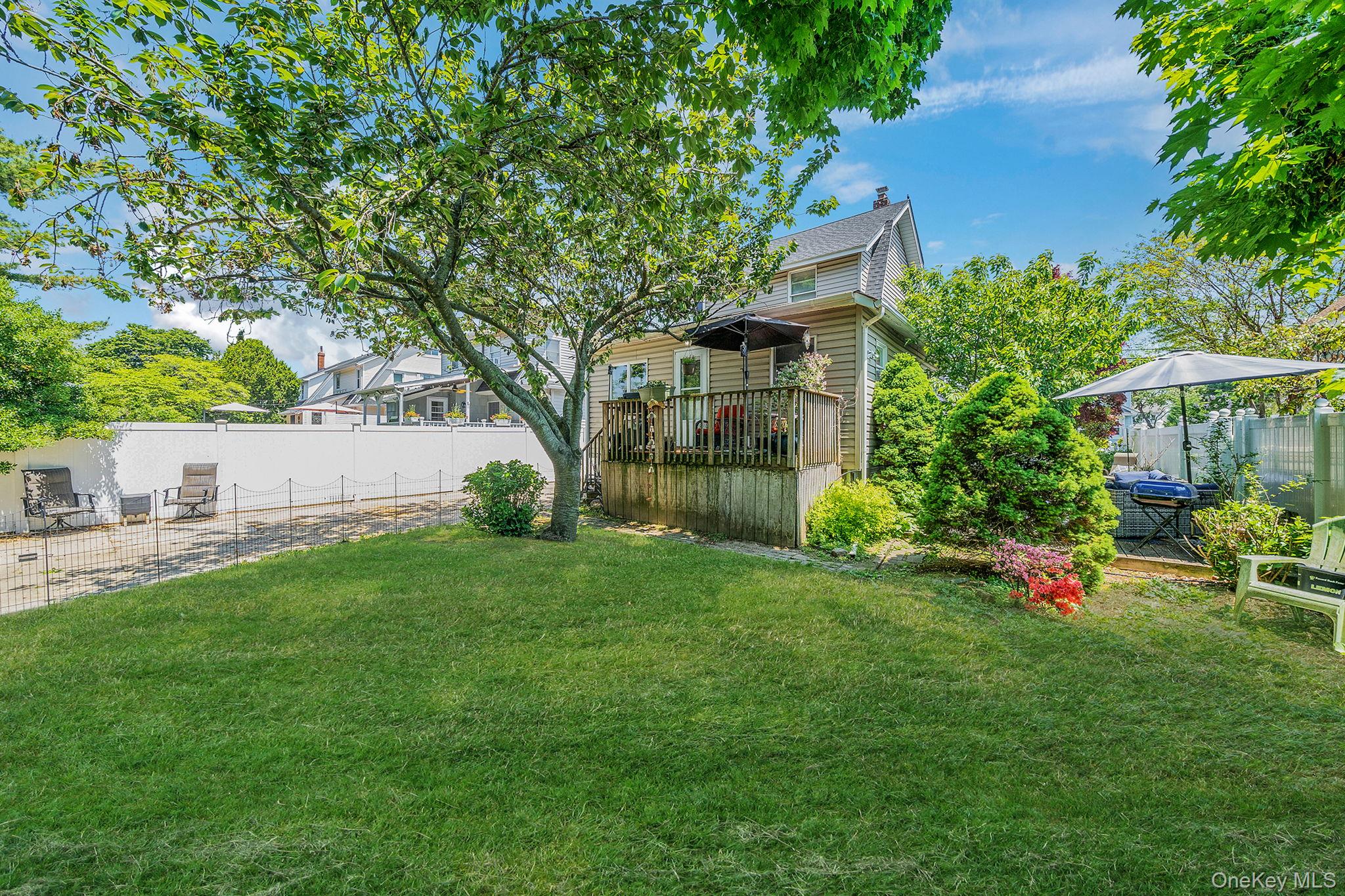 426 Midwood Avenue – For Sale photo 25