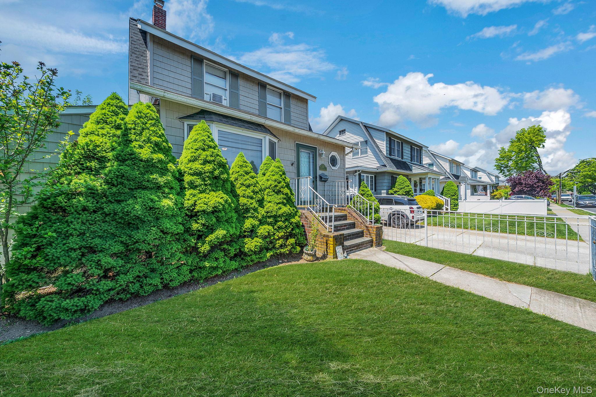 426 Midwood Avenue – For Sale photo 4