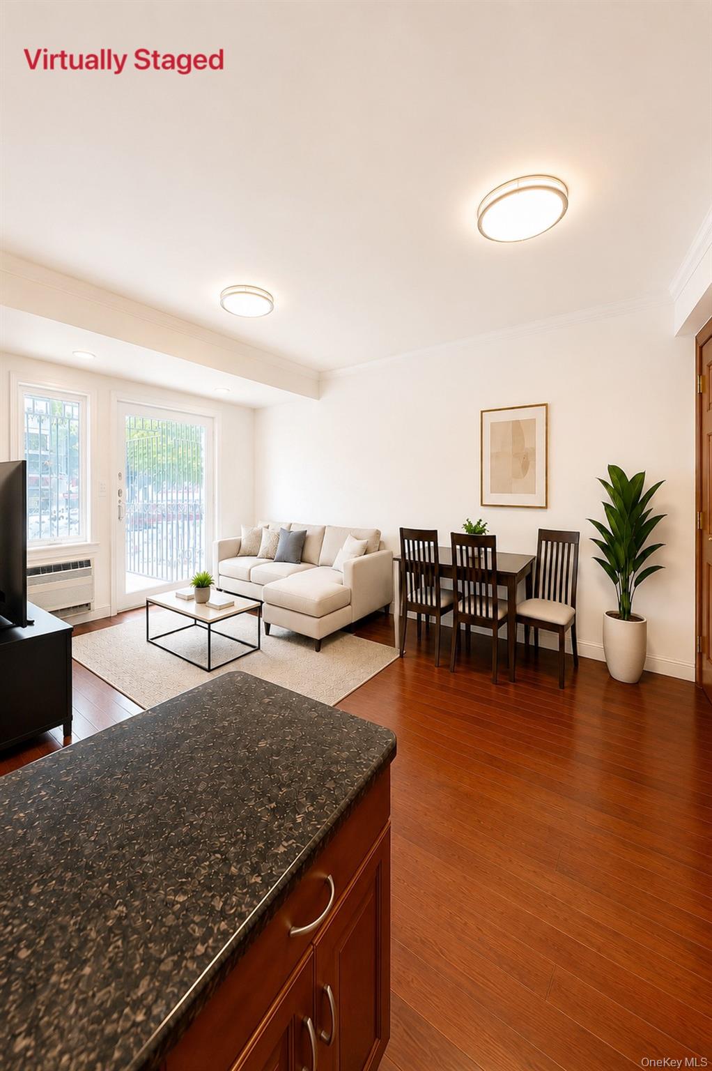 4105 College Point Boulevard, Unit 2D