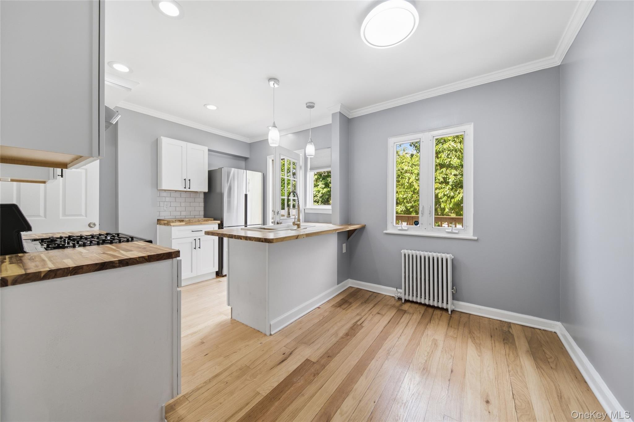 15749 9th Avenue – For Rent photo 7