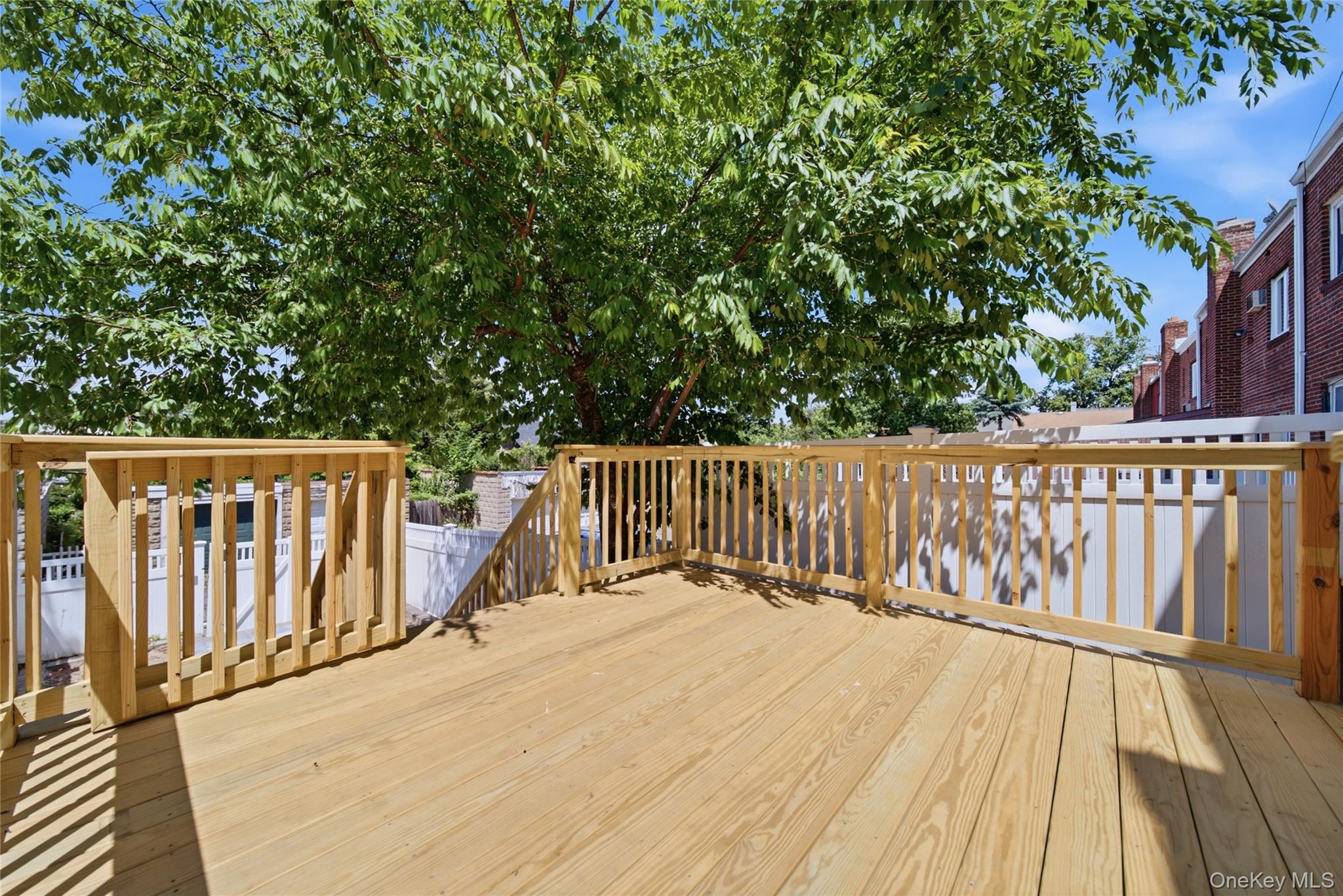 15749 9th Avenue – For Rent photo 16