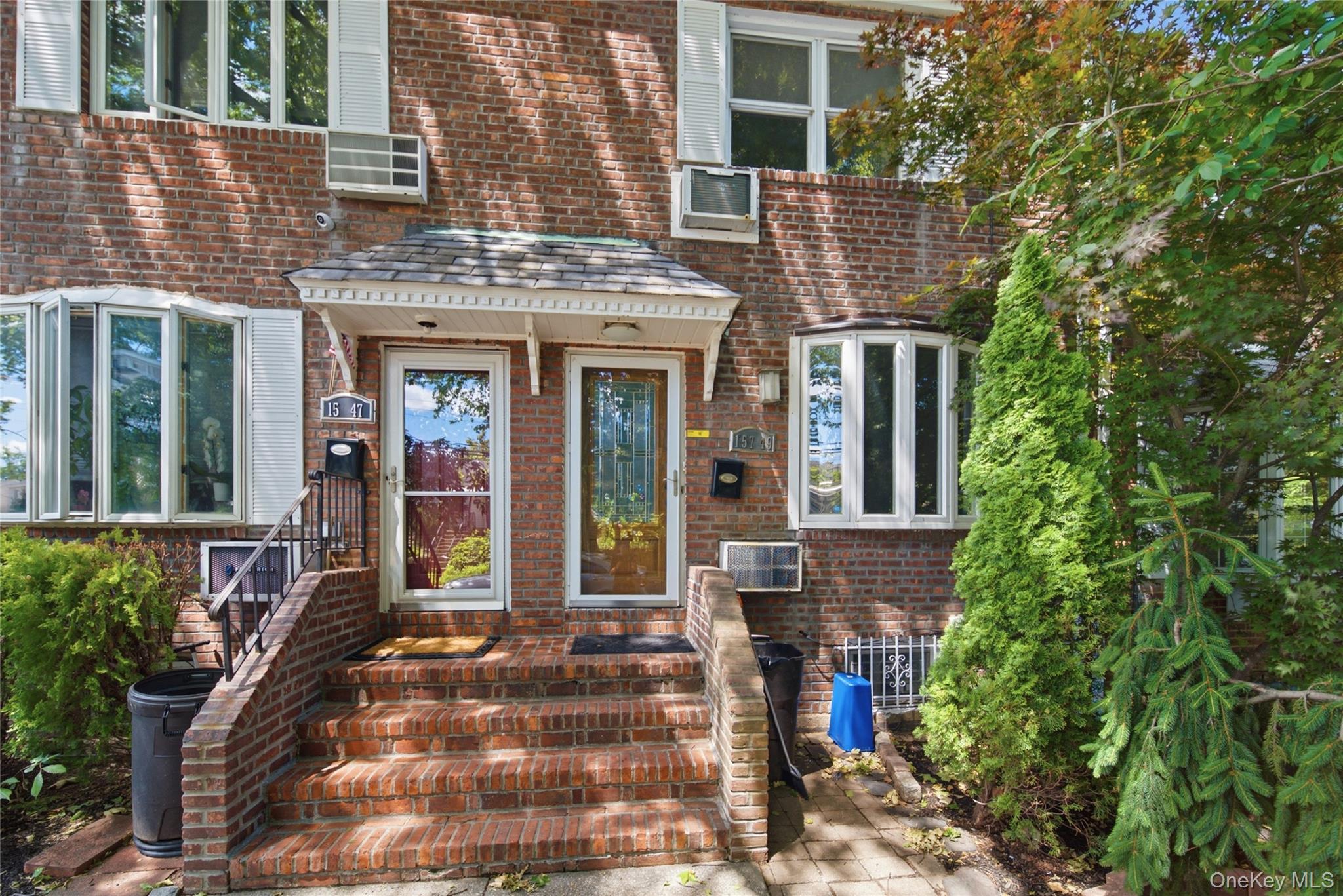 15749 9th Avenue – For Rent