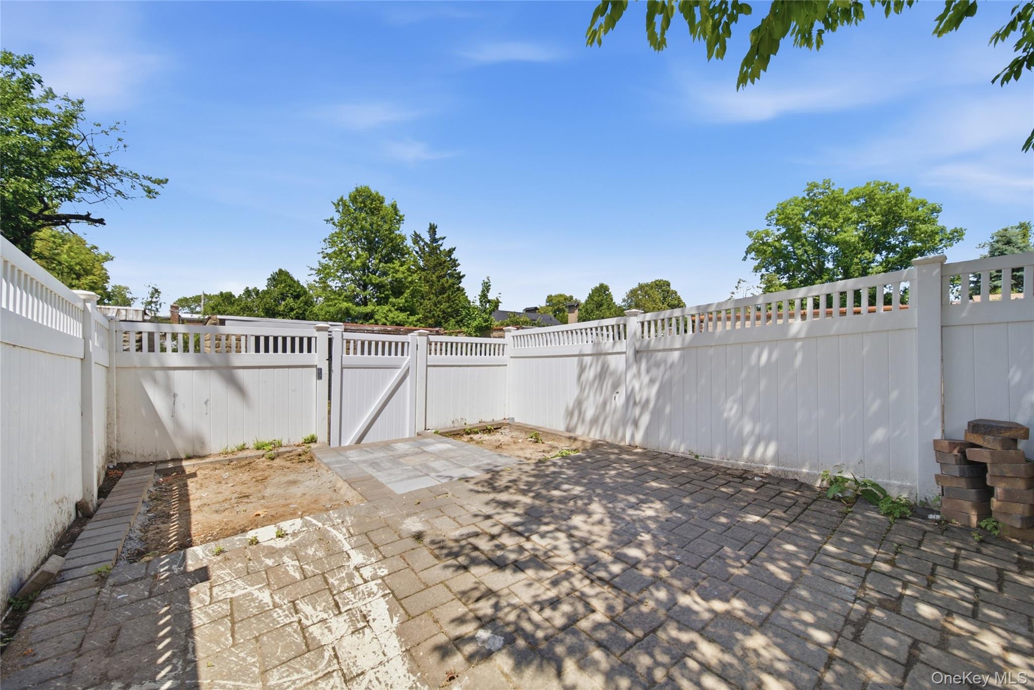 15749 9th Avenue – For Rent photo 17