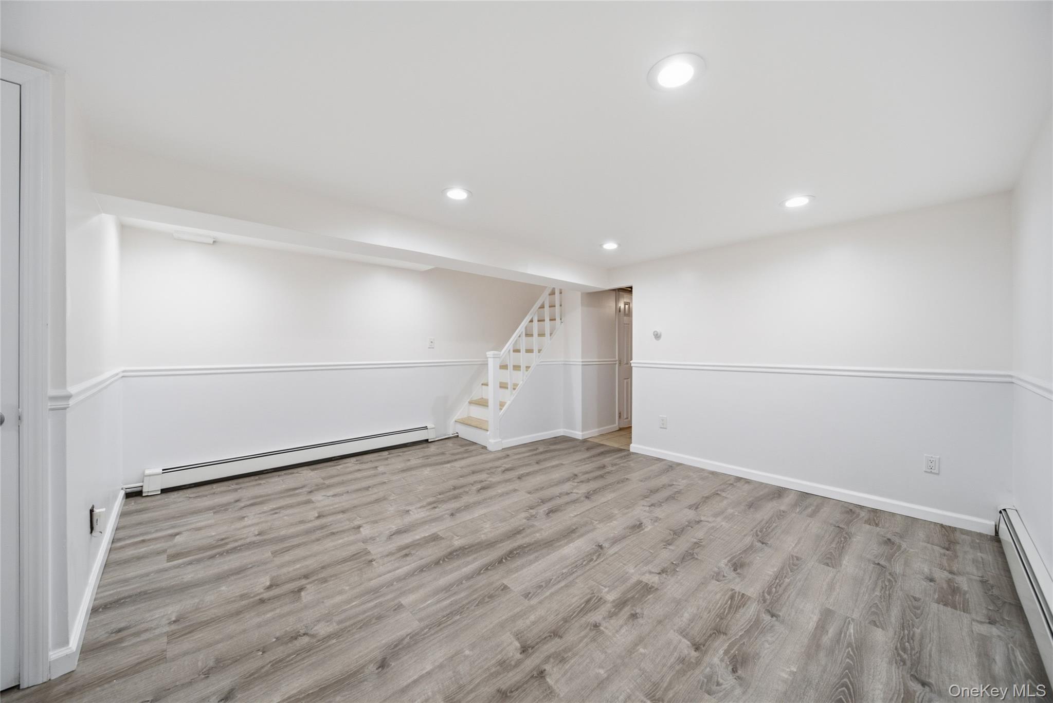 15749 9th Avenue – For Rent photo 13