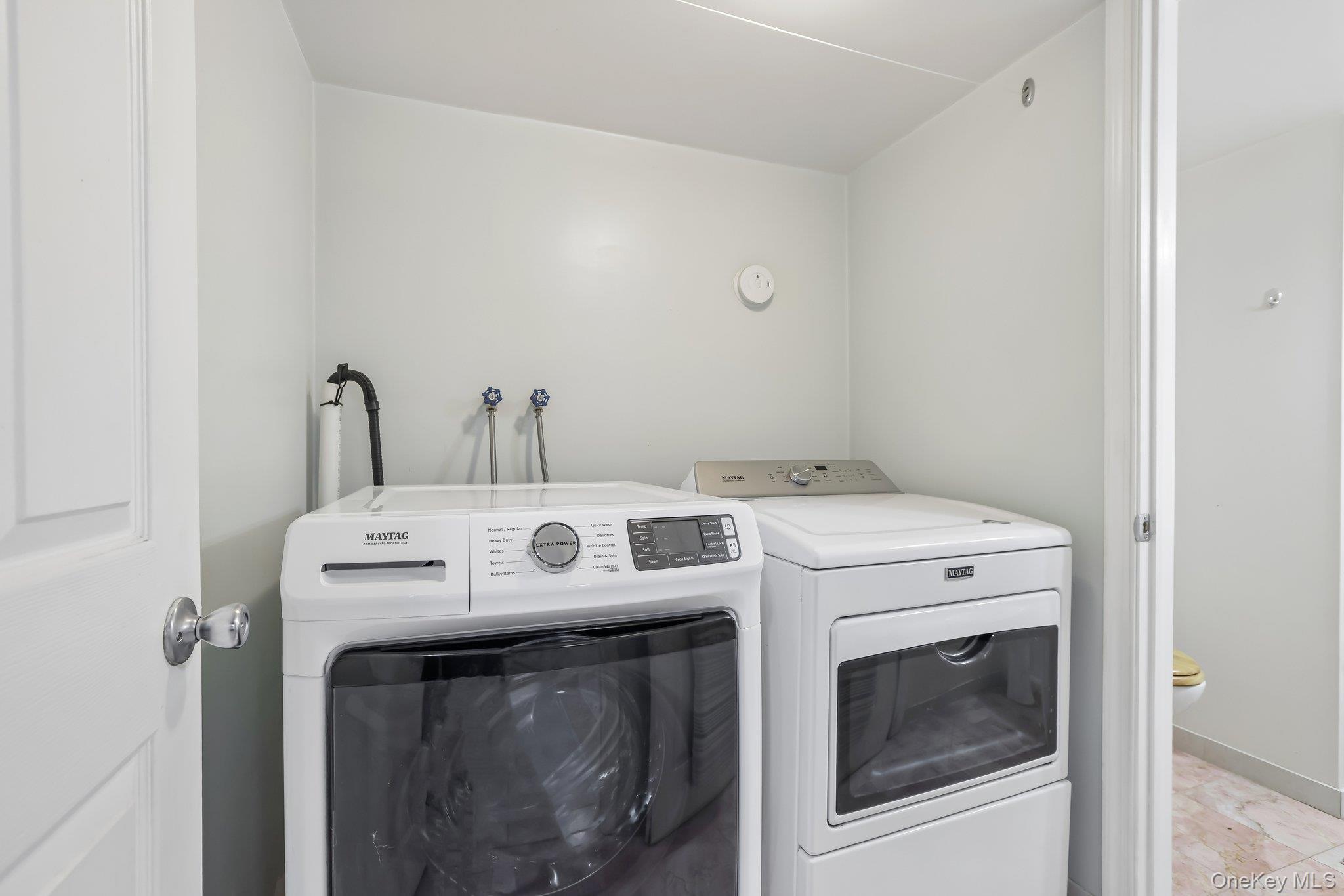 52 Prairie Avenue – For Sale photo 15