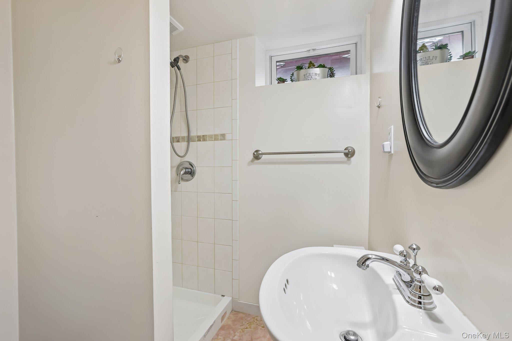 52 Prairie Avenue – For Sale photo 18