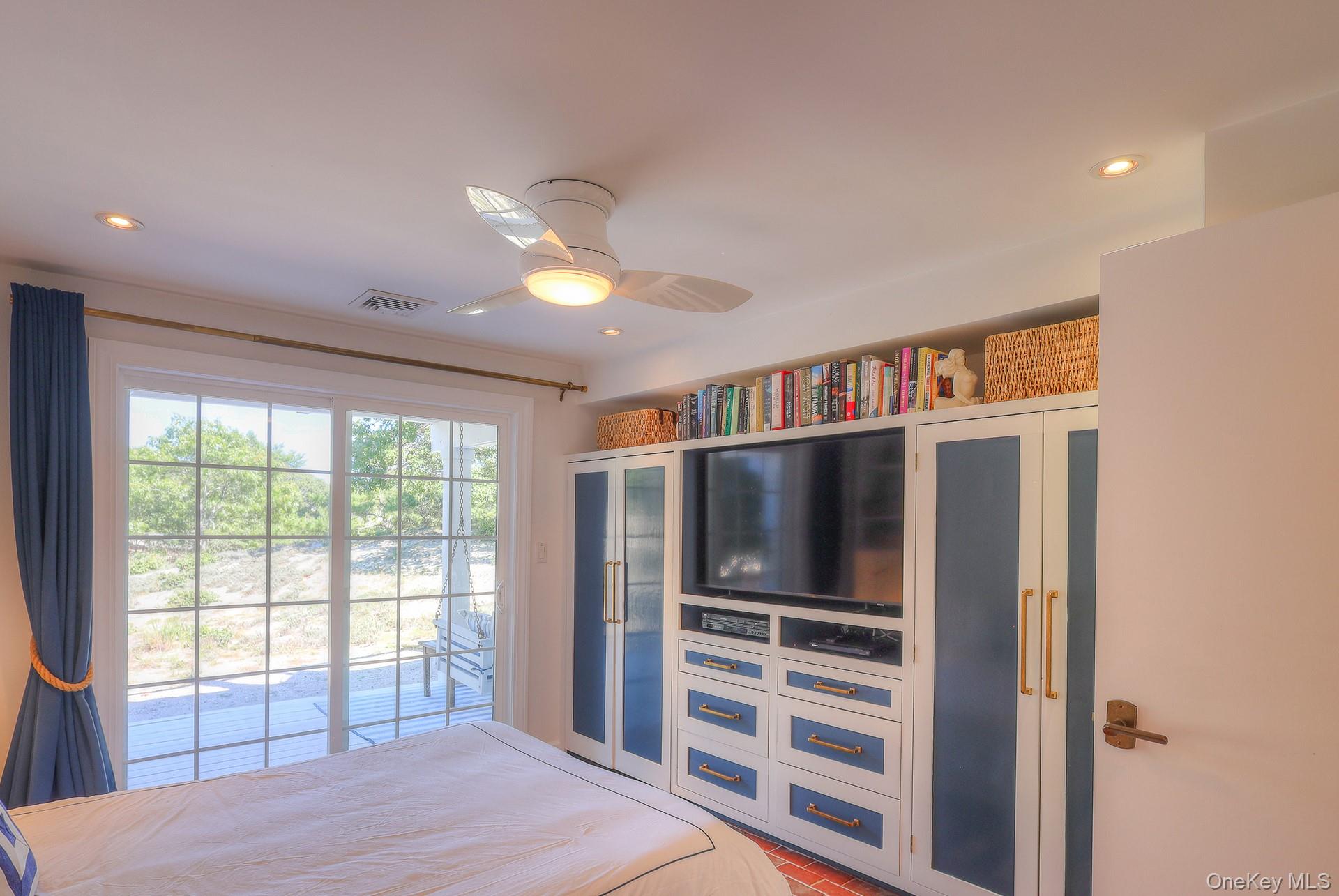 18 Cliff Road – For Sale photo 44
