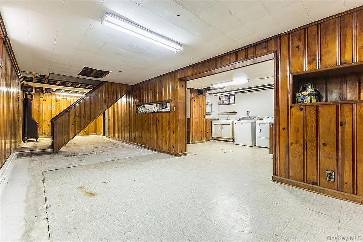 80-15B 168th Street – For Sale photo 14