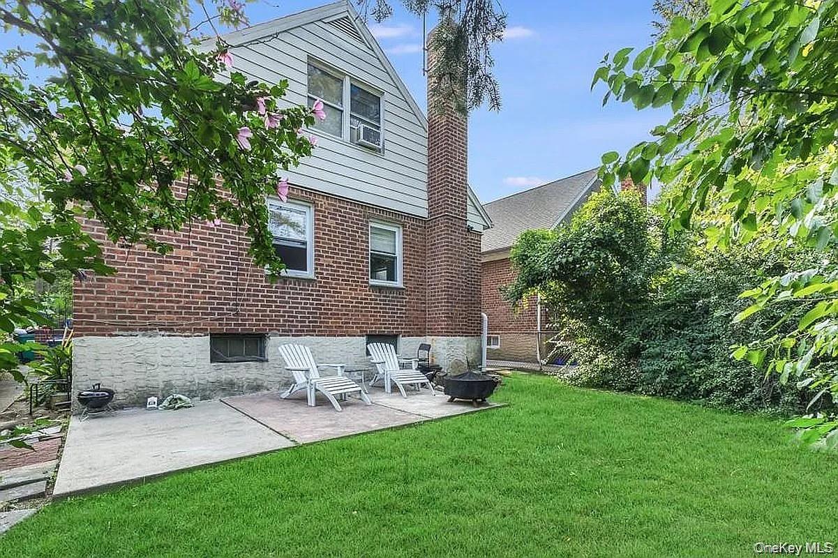 80-15B 168th Street – For Sale photo 16