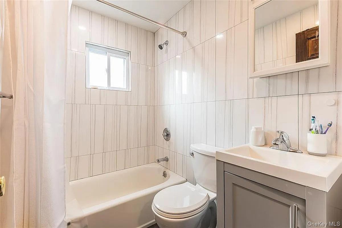 80-15B 168th Street – For Sale photo 11