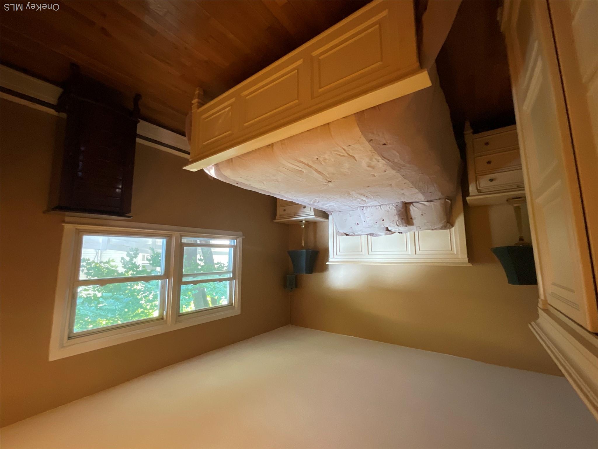 28 Pleasant Avenue – For Sale photo 12