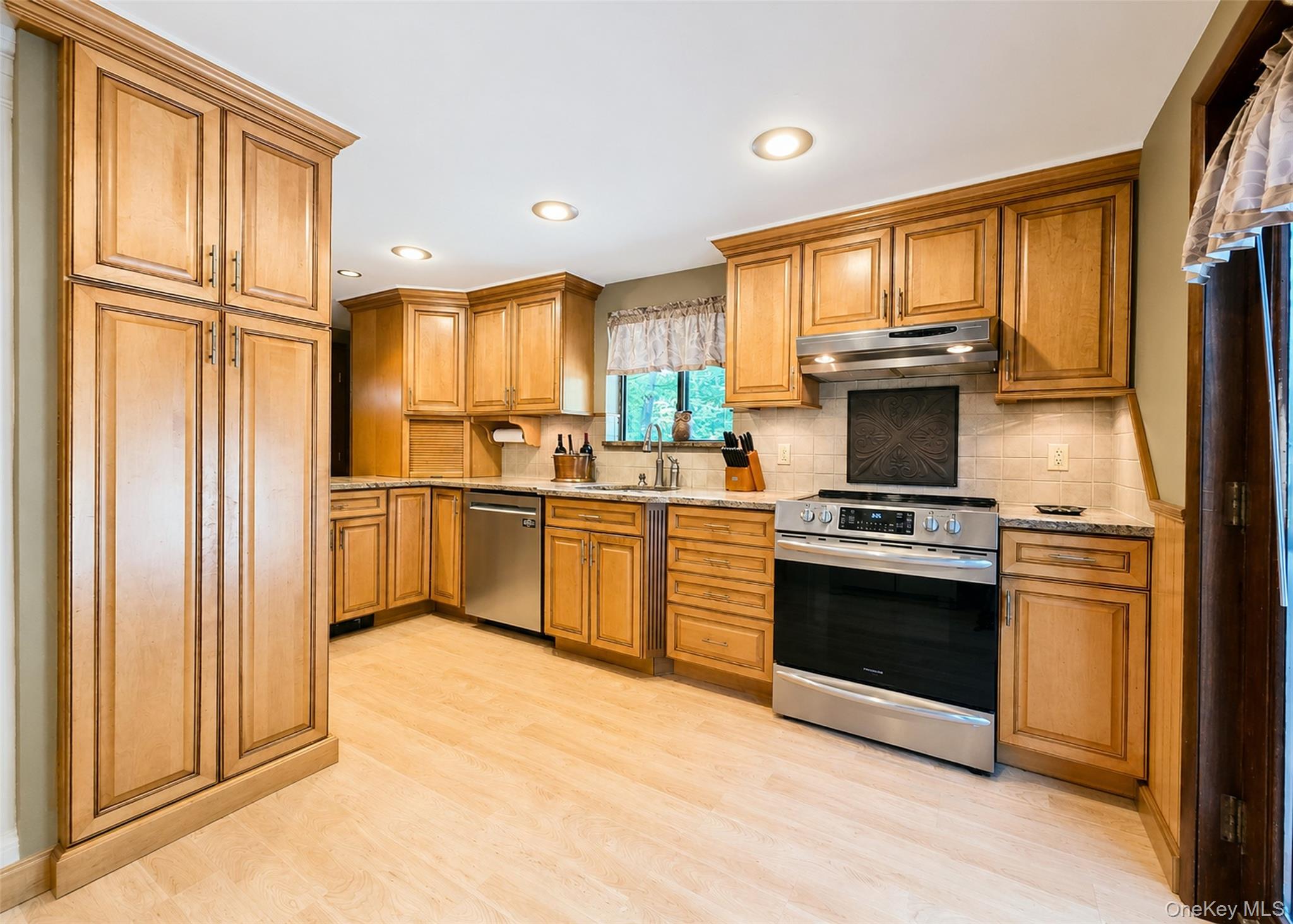 57 Wellington Road – For Sale photo 9
