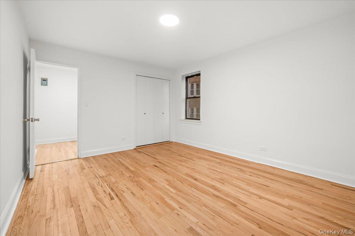 3260 Netherland Avenue, Unit 2H photo 12