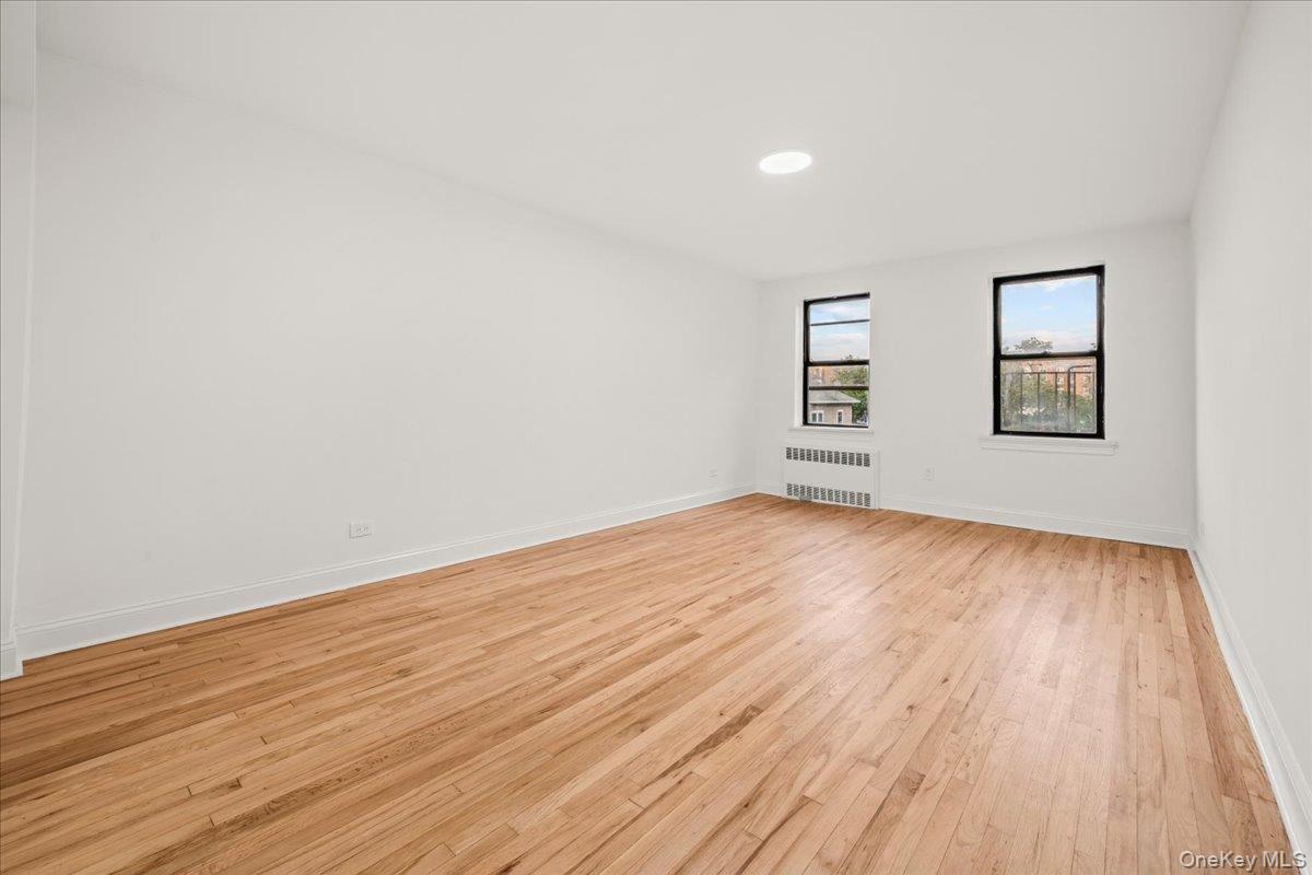 3260 Netherland Avenue, Unit 2H photo 5