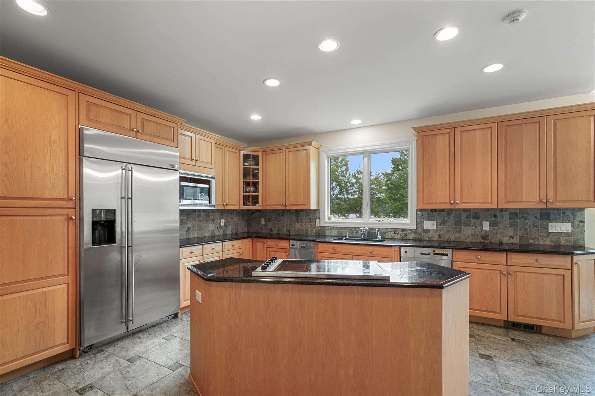 18 Clara Lane – For Sale photo 19