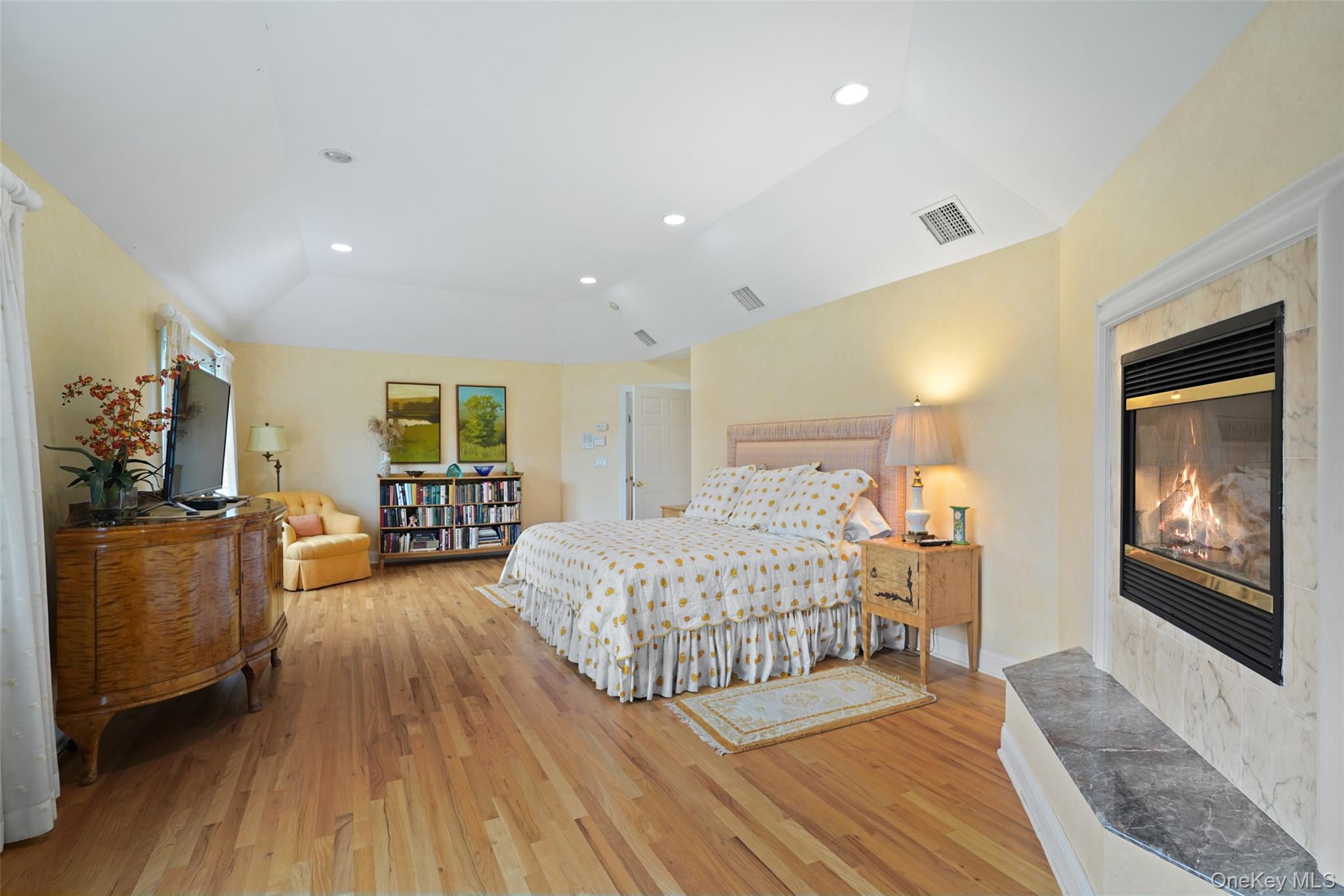 18 Clara Lane – For Sale photo 34