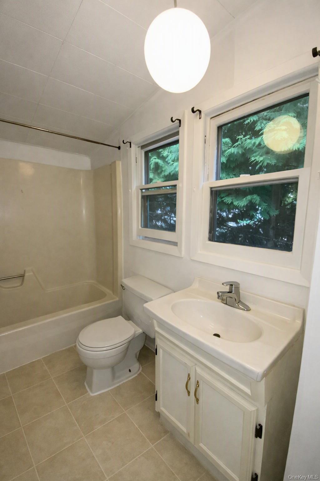 700 Route 9W, Unit Cottage photo 9