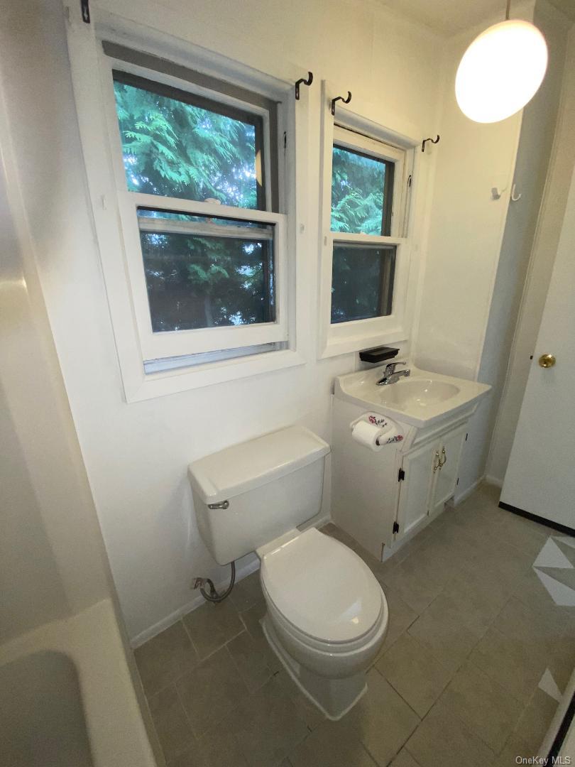700 Route 9W, Unit Cottage photo 10