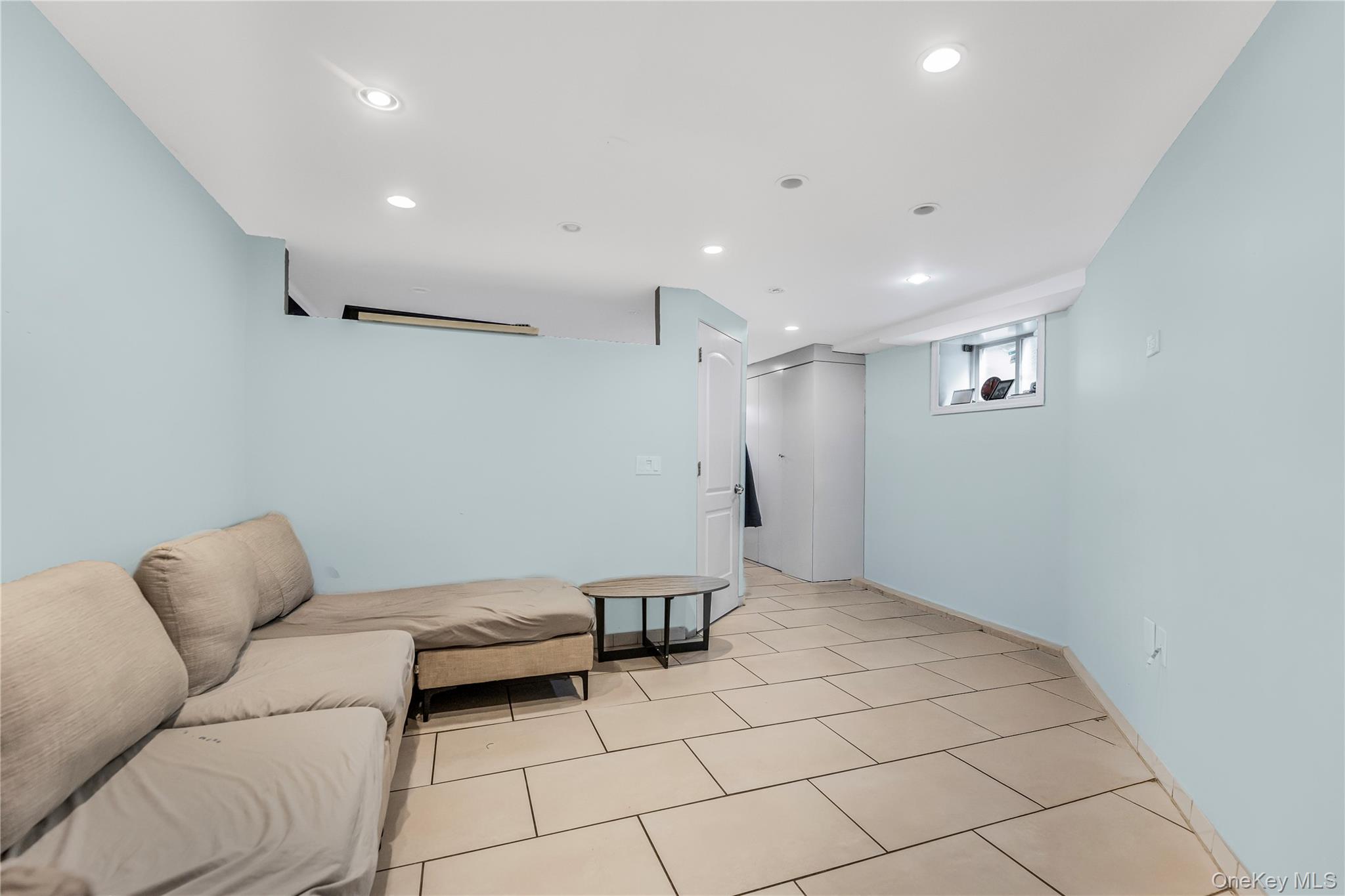 2573 Pelham Bay Park W – For Sale photo 13