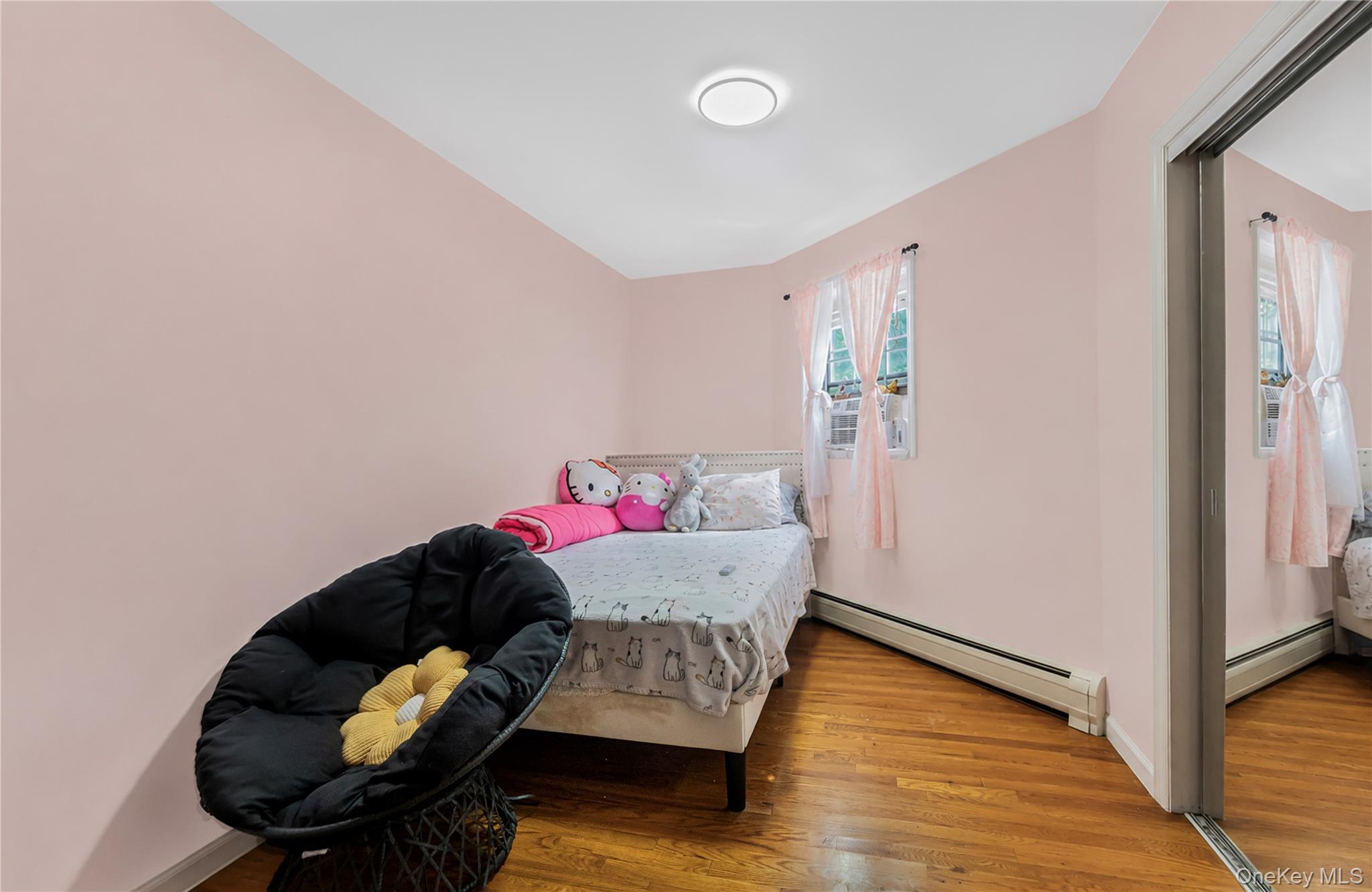 2573 Pelham Bay Park W – For Sale photo 5