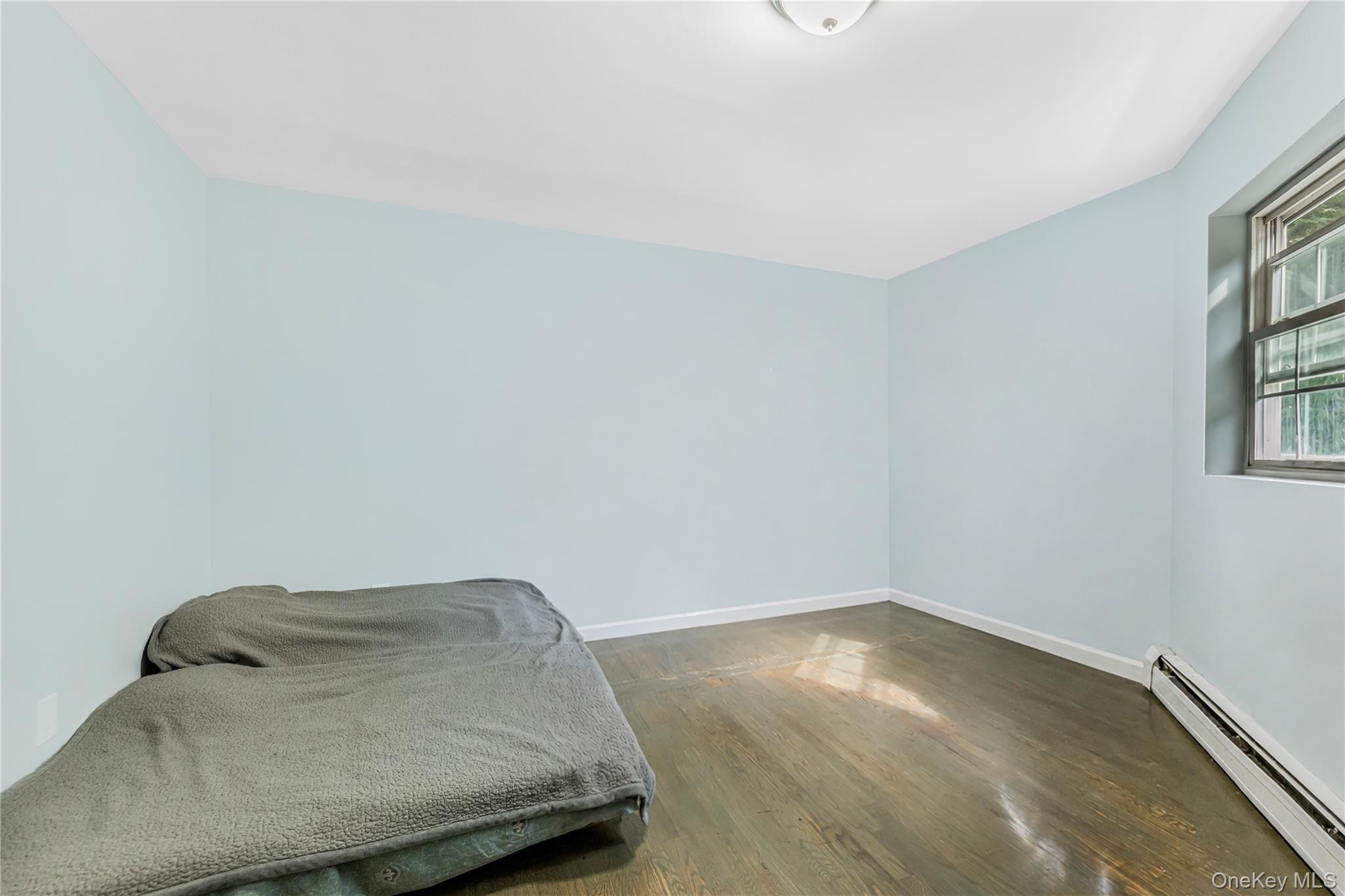 2573 Pelham Bay Park W – For Sale photo 10