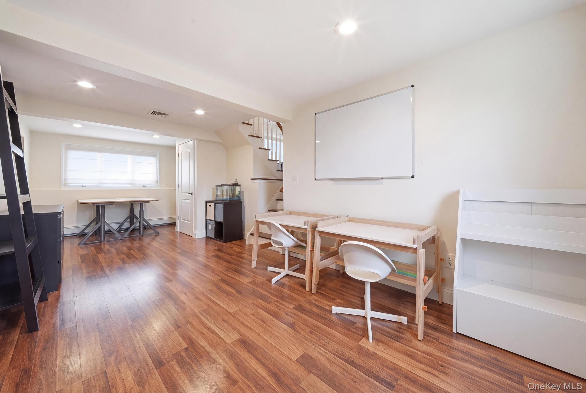 16 Spector Lane – For Sale photo 16
