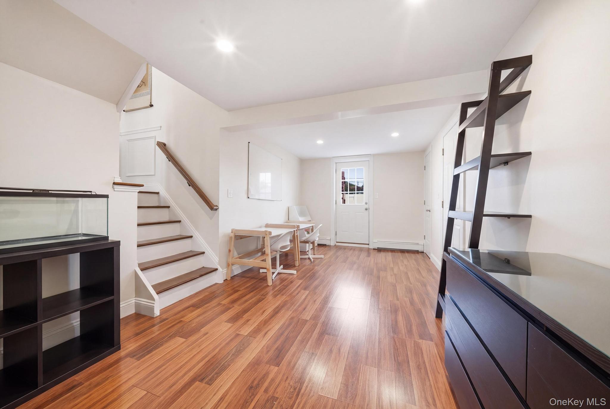 16 Spector Lane – For Sale photo 15