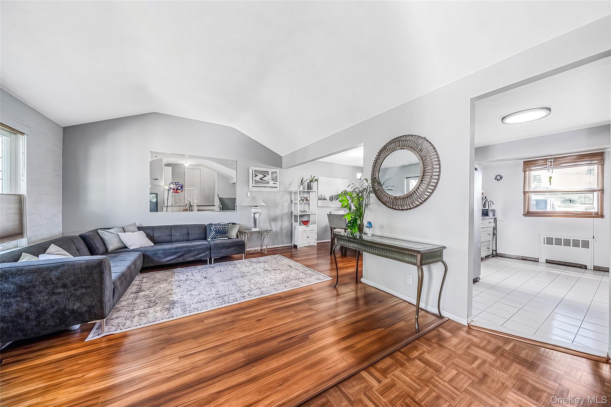 172 walnut – For Sale photo 4