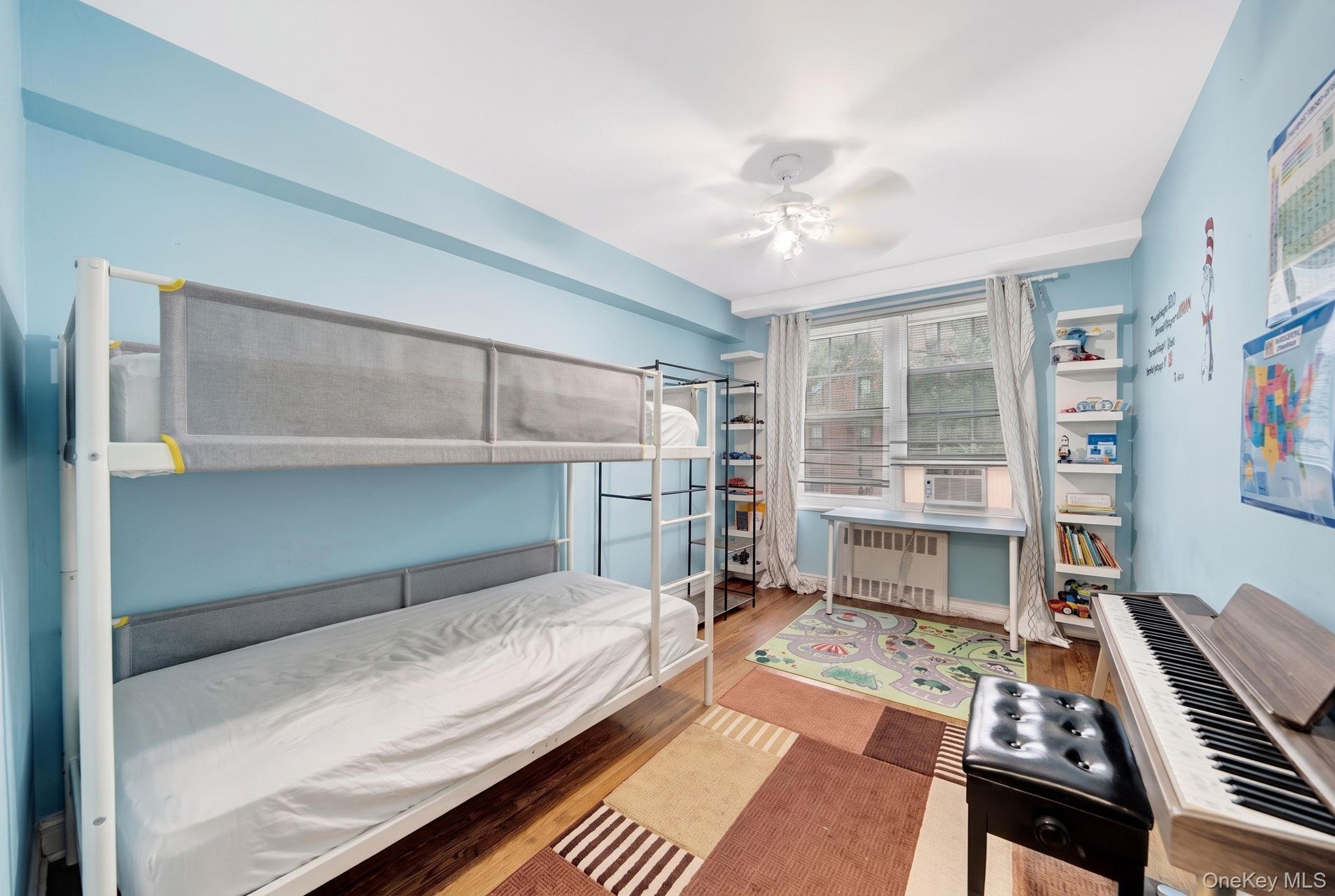 140-35 Burden Crescent, Unit 402 photo 14