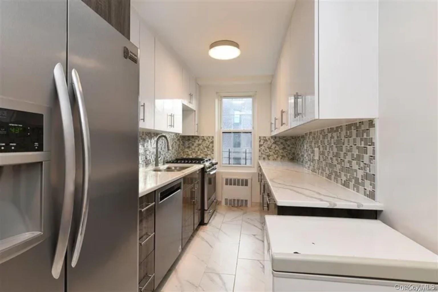 140-35 Burden Crescent, Unit 402 photo 12