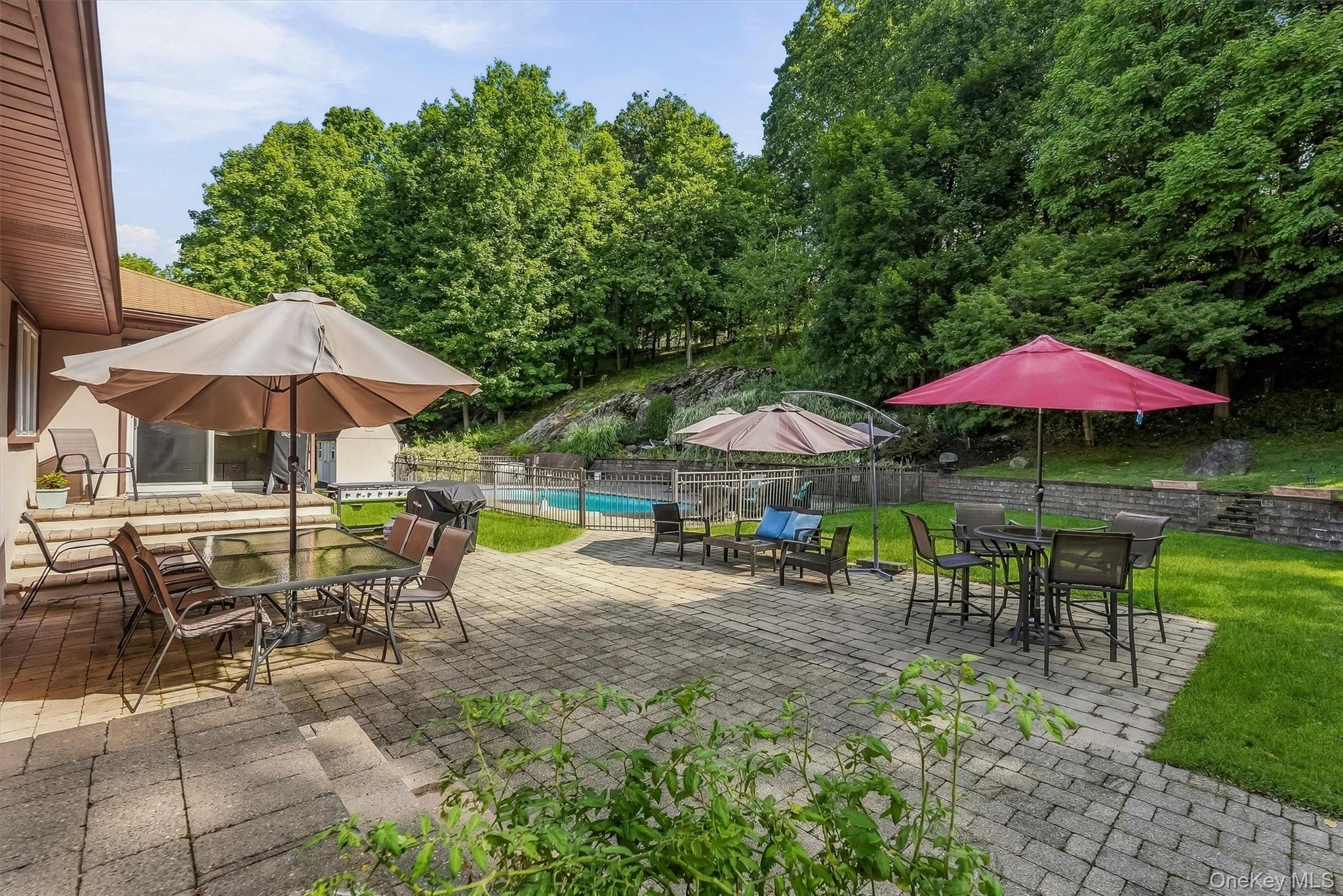 72 Eastview Drive – For Sale photo 38