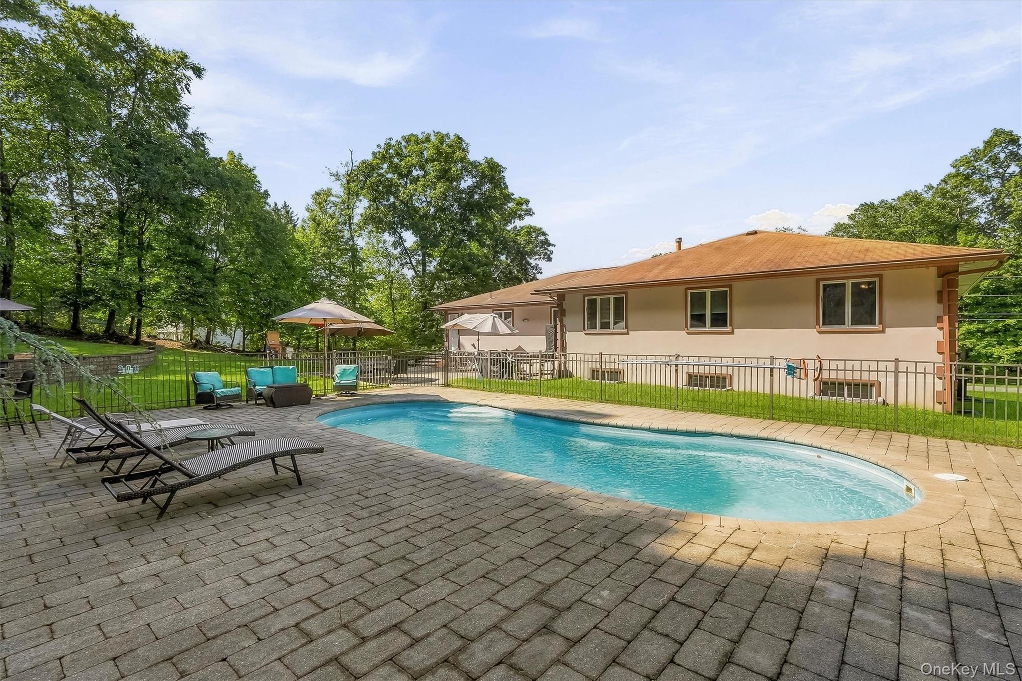 72 Eastview Drive – For Sale photo 42