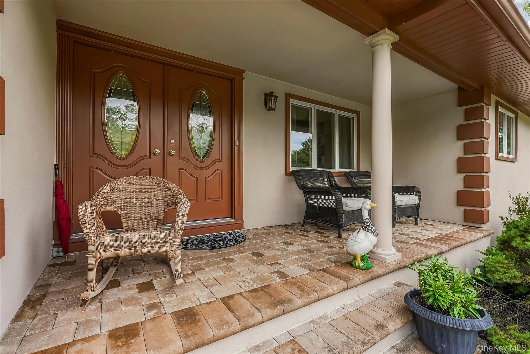 72 Eastview Drive – For Sale photo 3