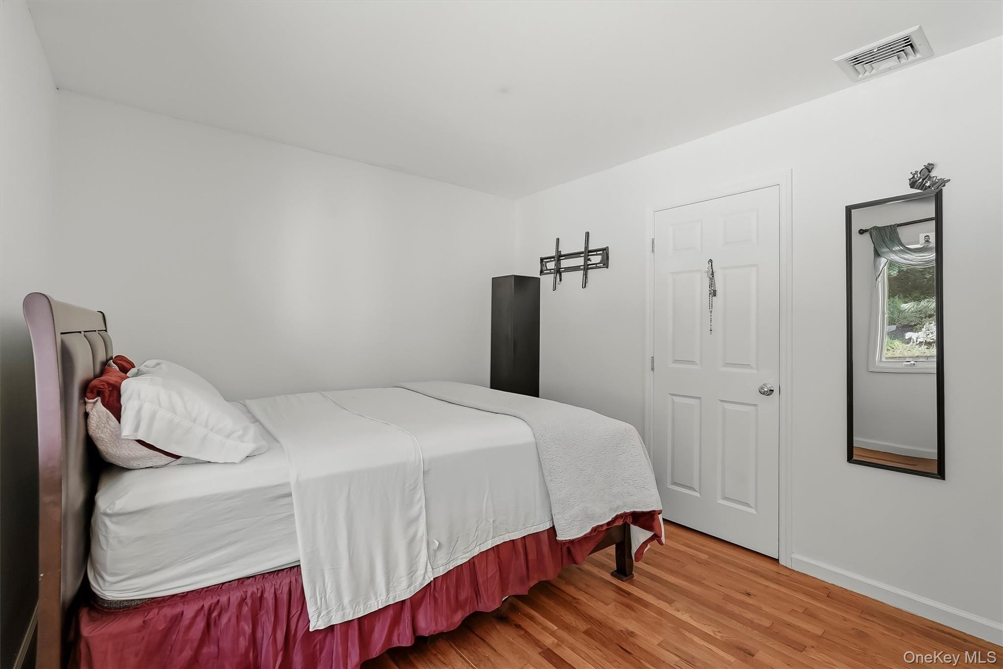 72 Eastview Drive – For Sale photo 33