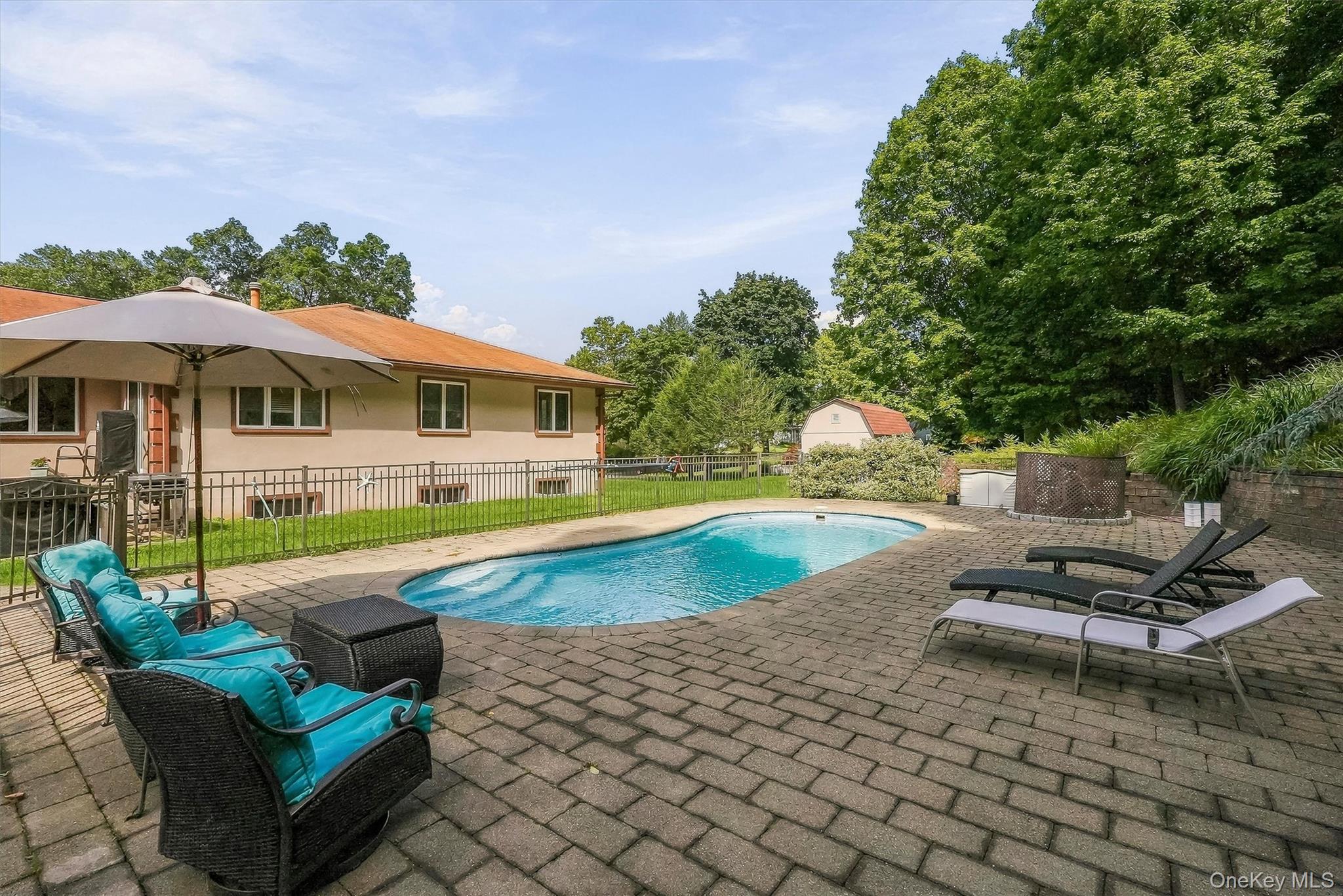 72 Eastview Drive – For Sale photo 40
