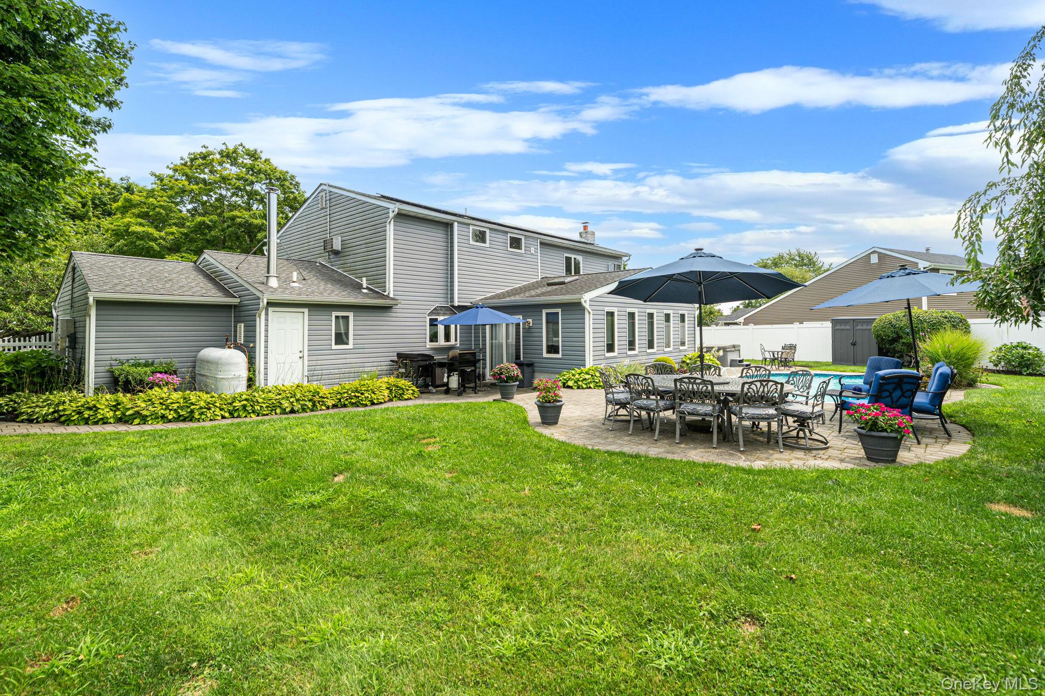 4 Loma Street – For Sale photo 34