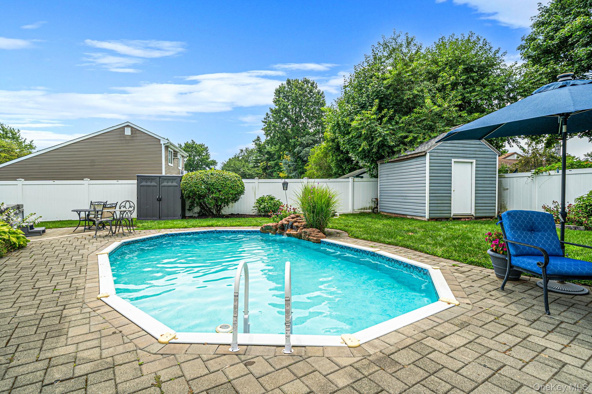 4 Loma Street – For Sale photo 32