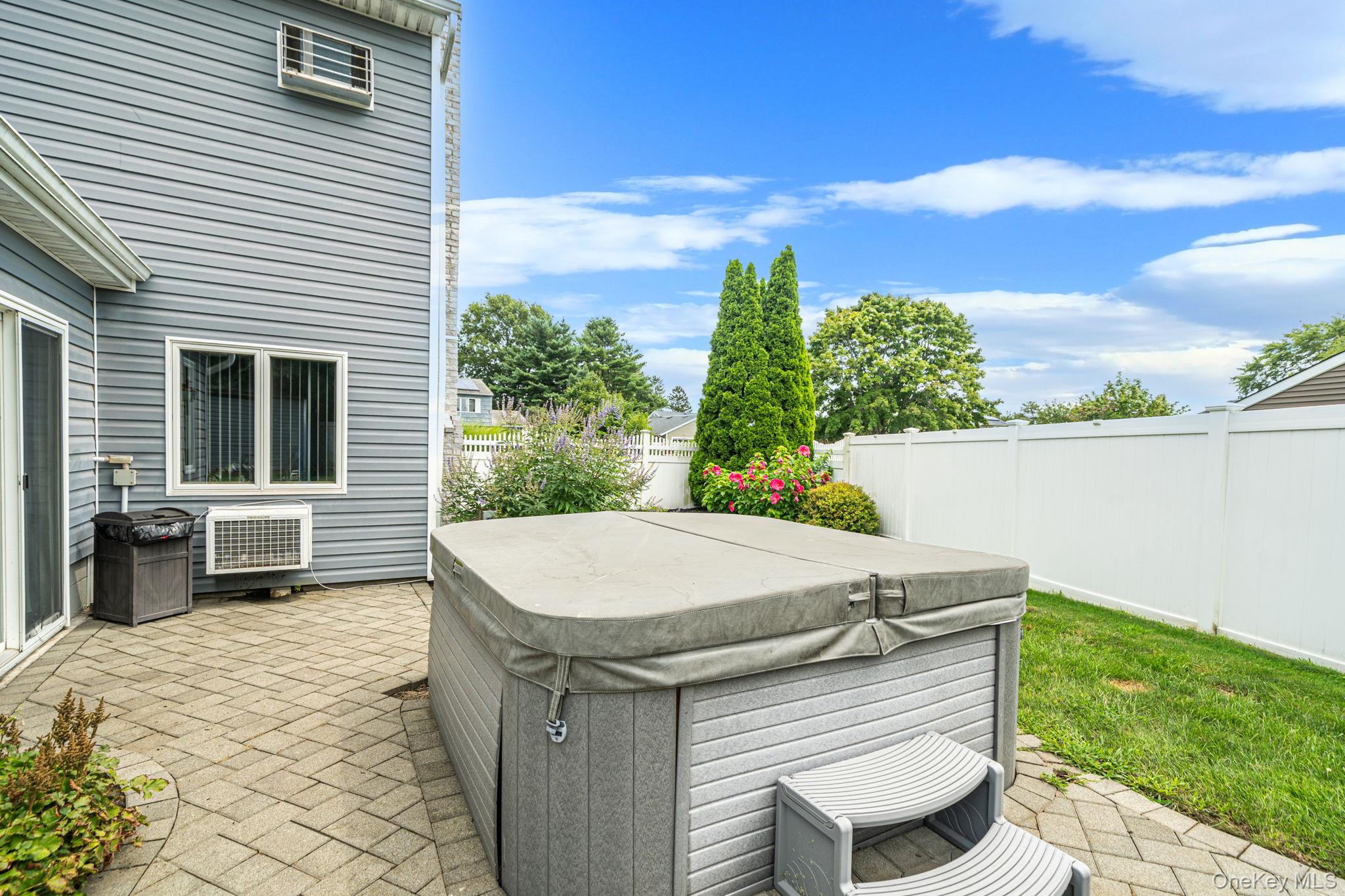 4 Loma Street – For Sale photo 30