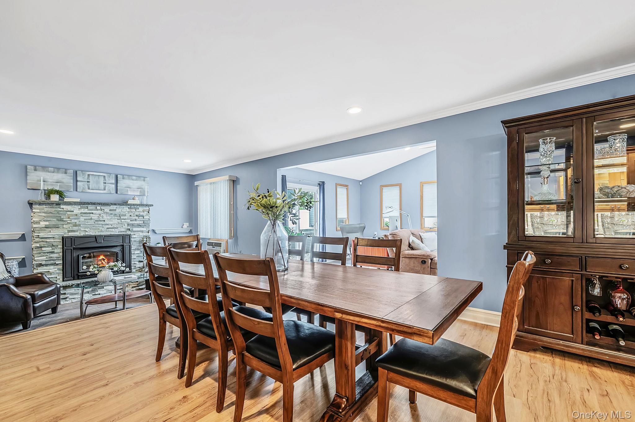 4 Loma Street – For Sale photo 14